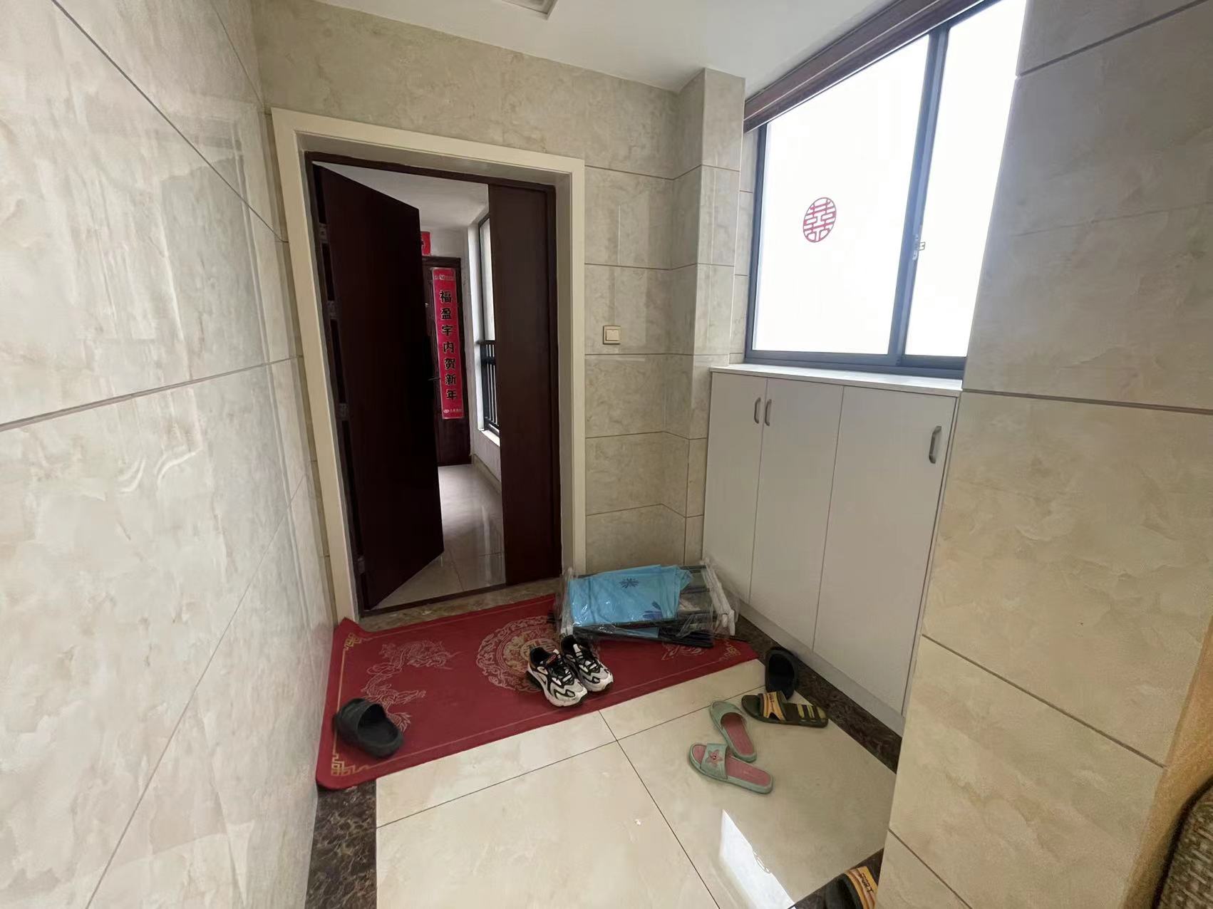 中建御山和苑 3室2厅1卫 84.8万 中建御山和苑 3室2厅1卫 84.8万室内图