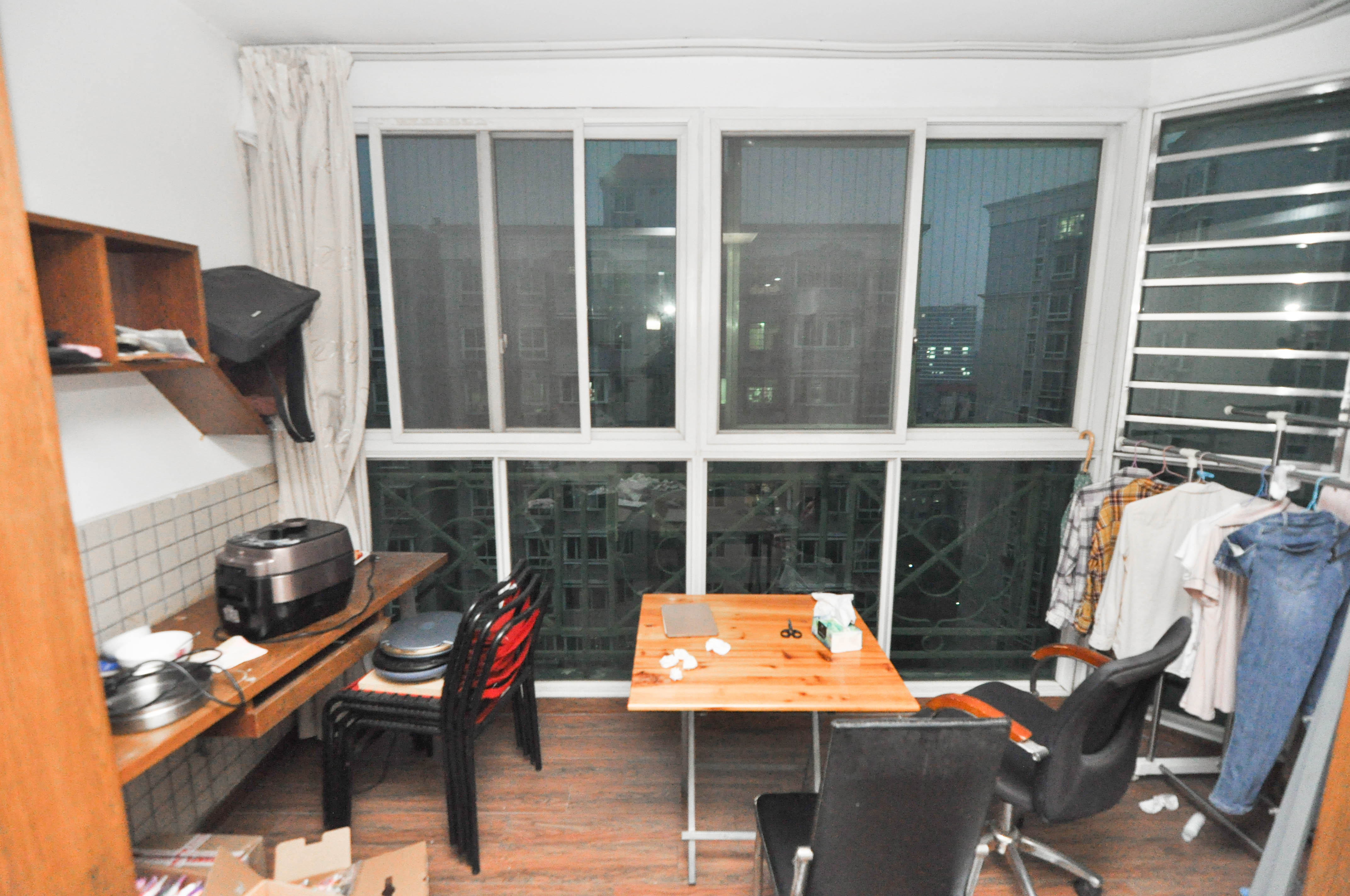 格林星城  2室2厅1卫    99.8万卧室