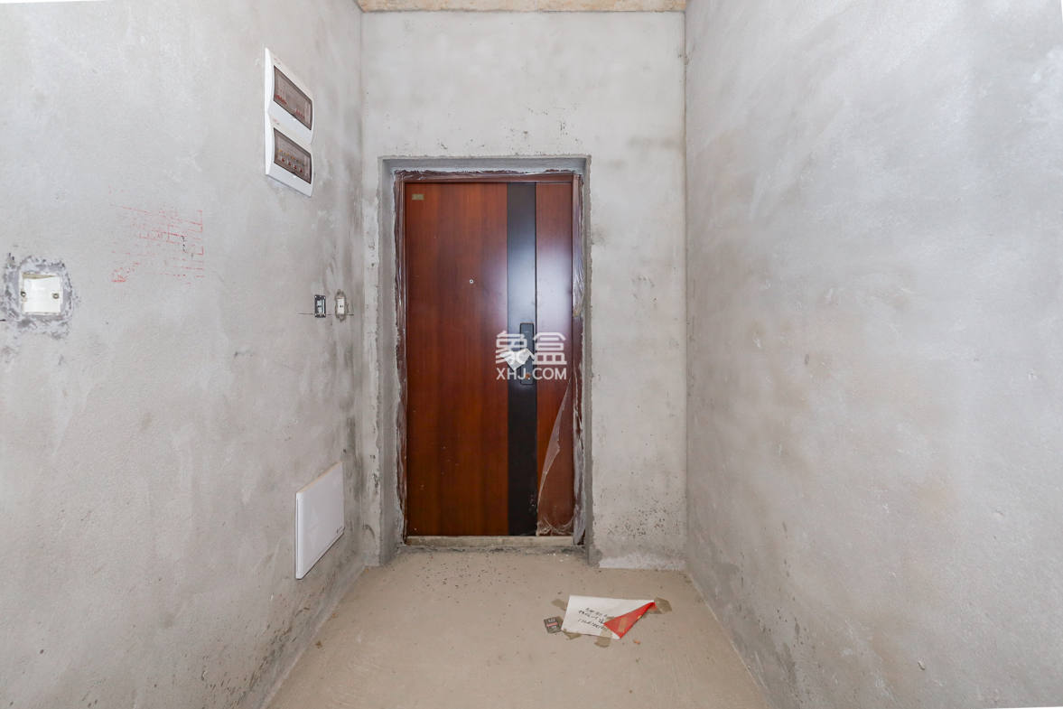 润和谷山郡(悦禧山庄水榭花都) 5室2厅2卫 158.0万 润和谷山郡(悦禧山庄水榭花都) 5室2厅2卫 158.0万其他