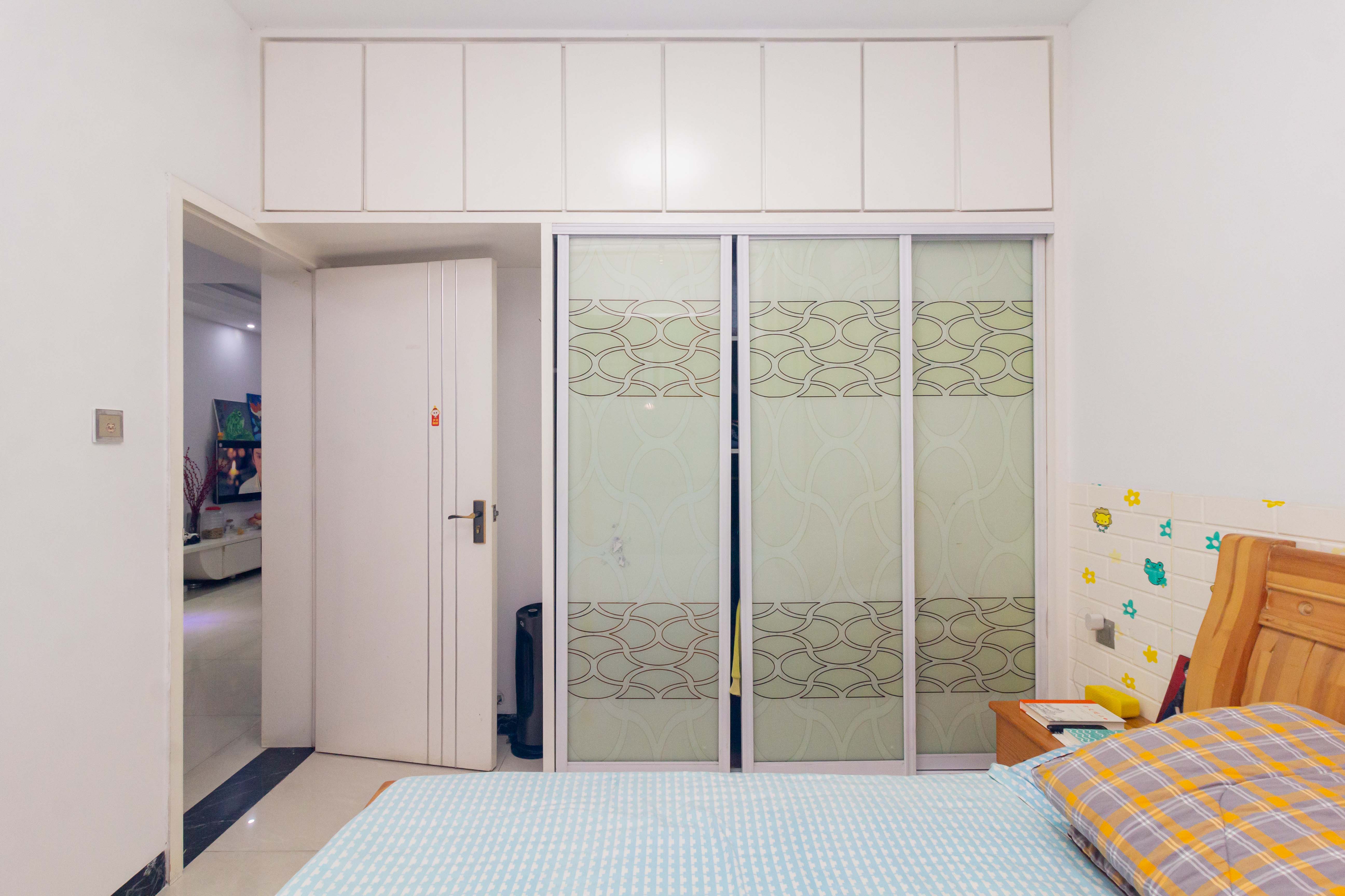 旭辉华庭 3室2厅2卫 84.8万 旭辉华庭 3室2厅2卫 84.8万卧室