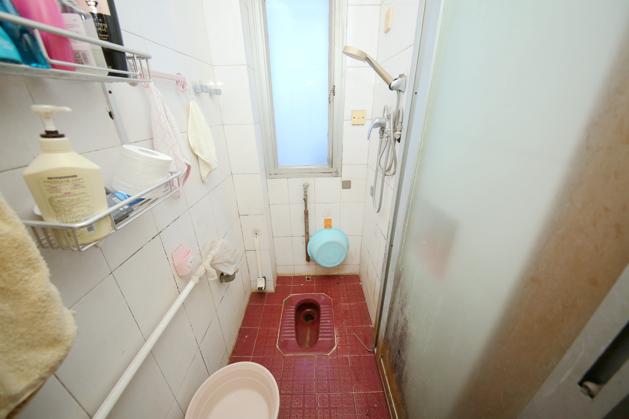 紫薇路皮革研究所  2室2厅1卫   45.00万卫生间