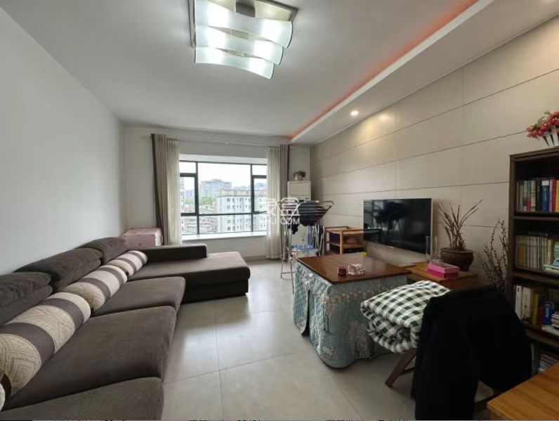 海创明珠花园 3室2厅2卫 57.8万 海创明珠花园 3室2厅2卫 57.8万室内图