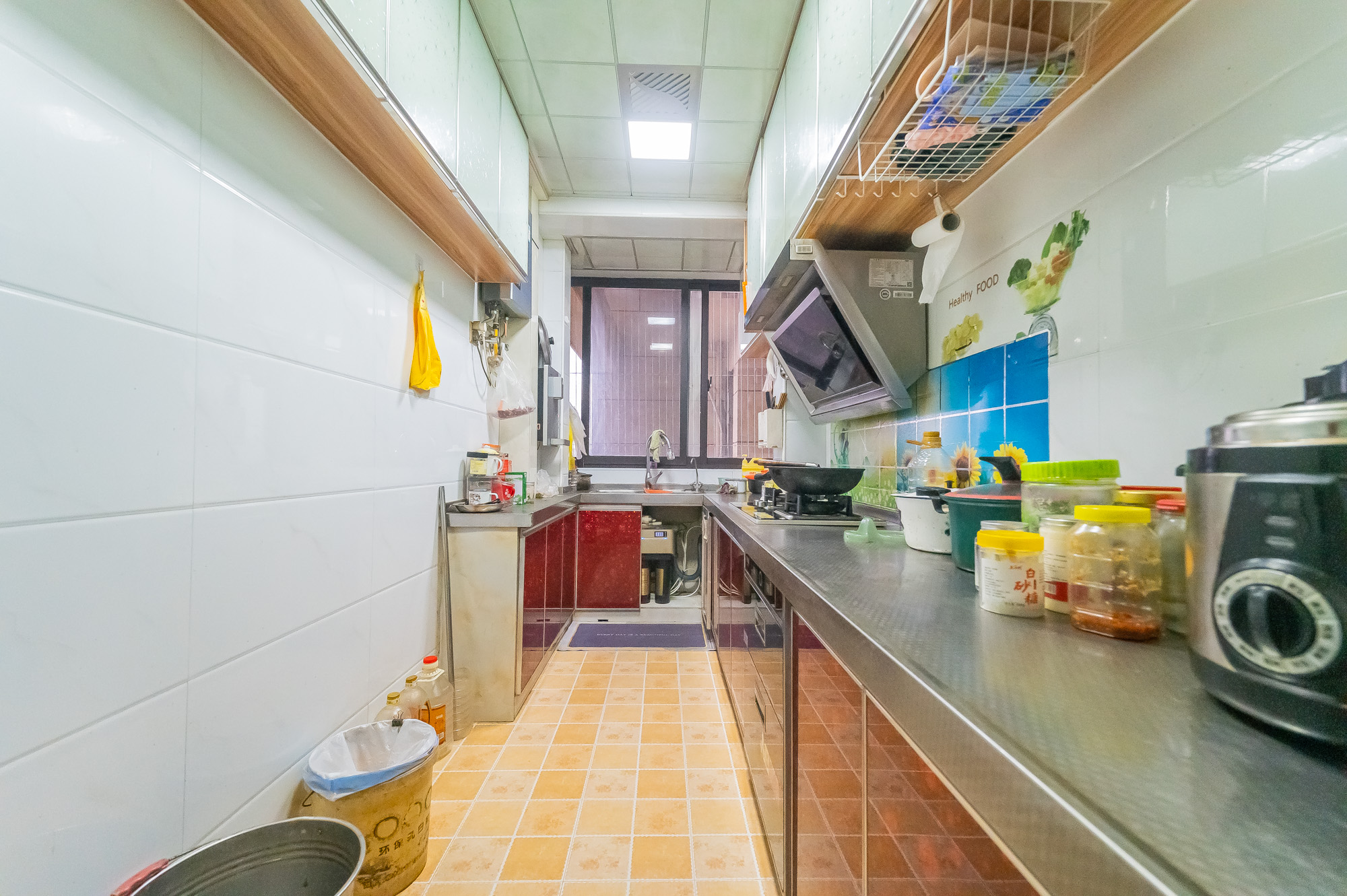 星湖湾一期高层 4室2厅2卫 99.8万 星湖湾一期高层 4室2厅2卫 99.8万厨房