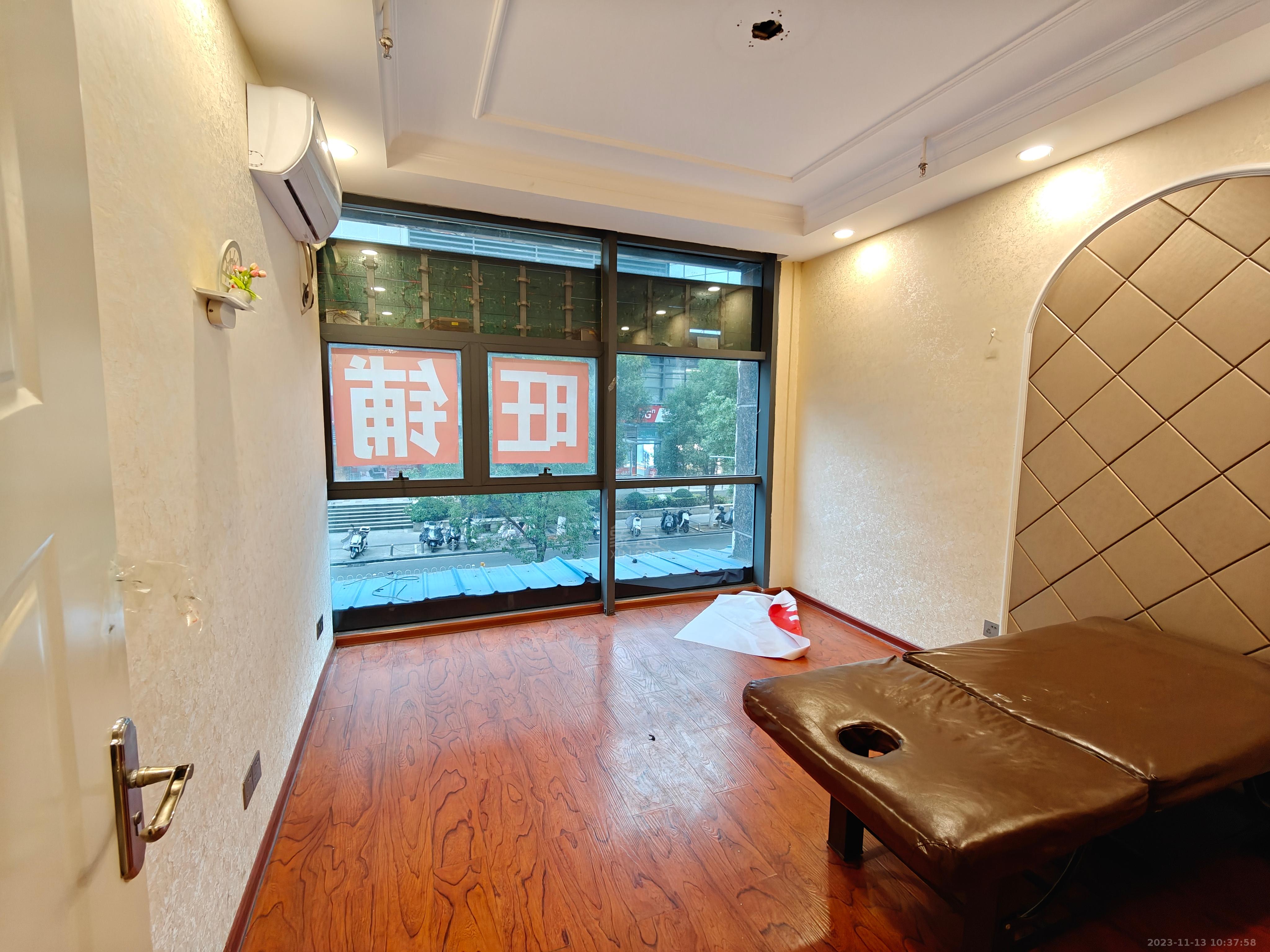 美的城一期 1室1厅1卫 8000.00元/月 美的城一期 1室1厅1卫 8000.00元/月室内图