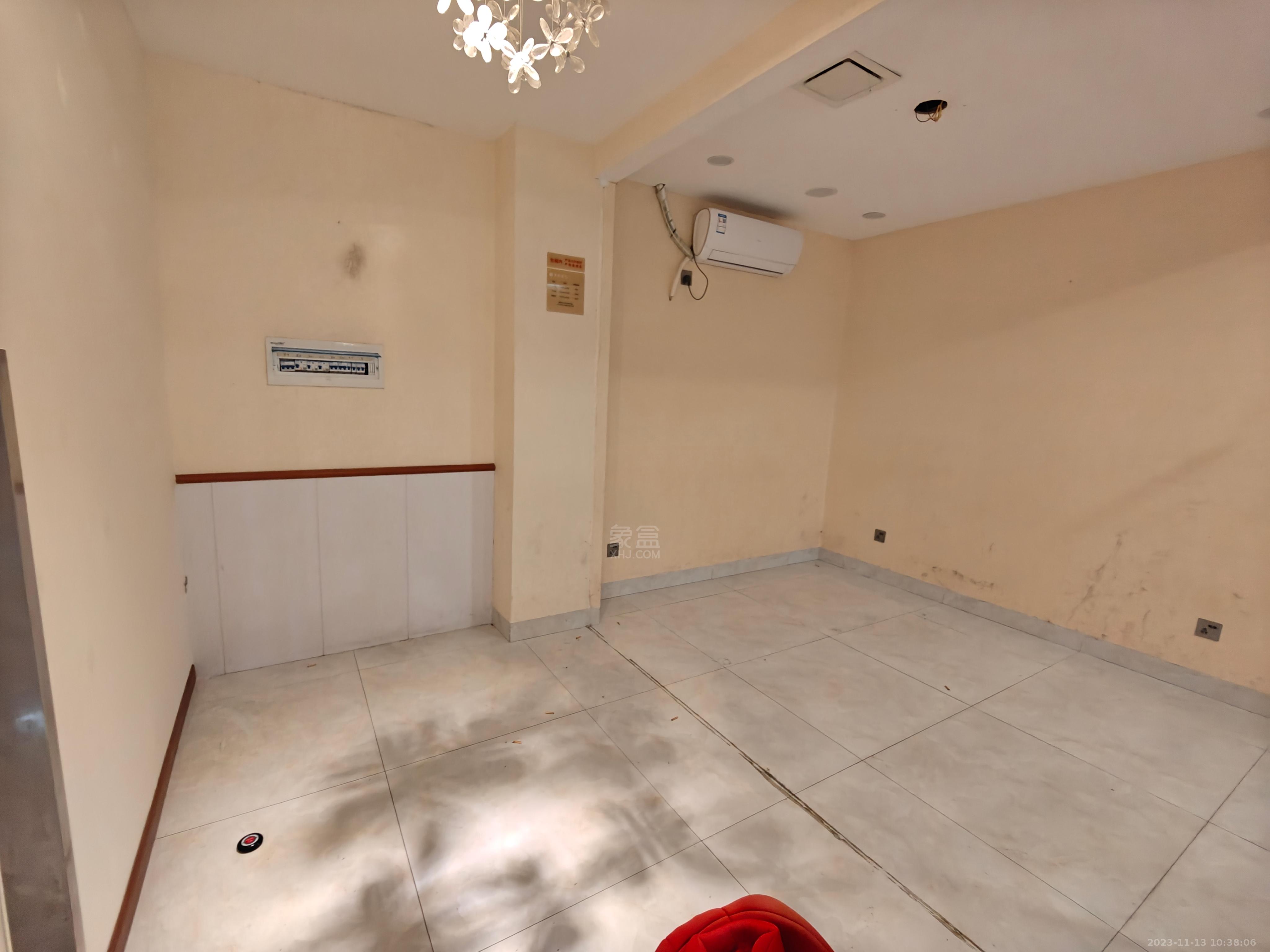 美的城一期 1室1厅1卫 8000.00元/月 美的城一期 1室1厅1卫 8000.00元/月室内图