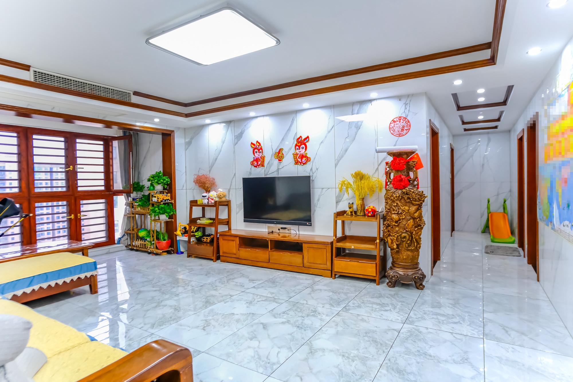 筑梦星园  4室2厅2卫    110.8万客厅