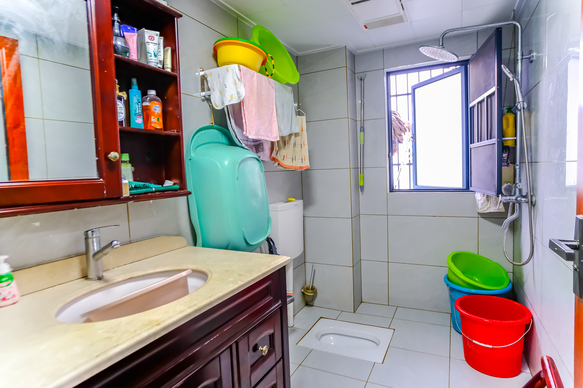 筑梦星园  4室2厅2卫    110.8万卫生间