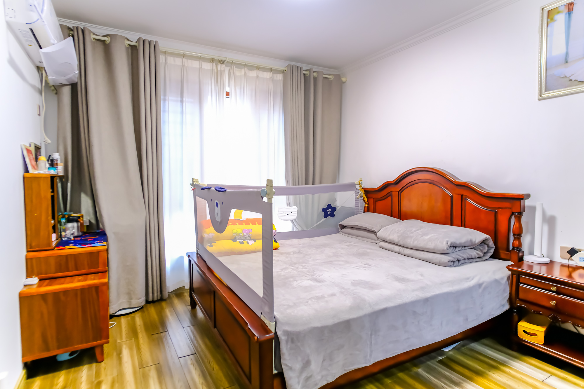 筑梦星园  4室2厅2卫    110.8万卧室