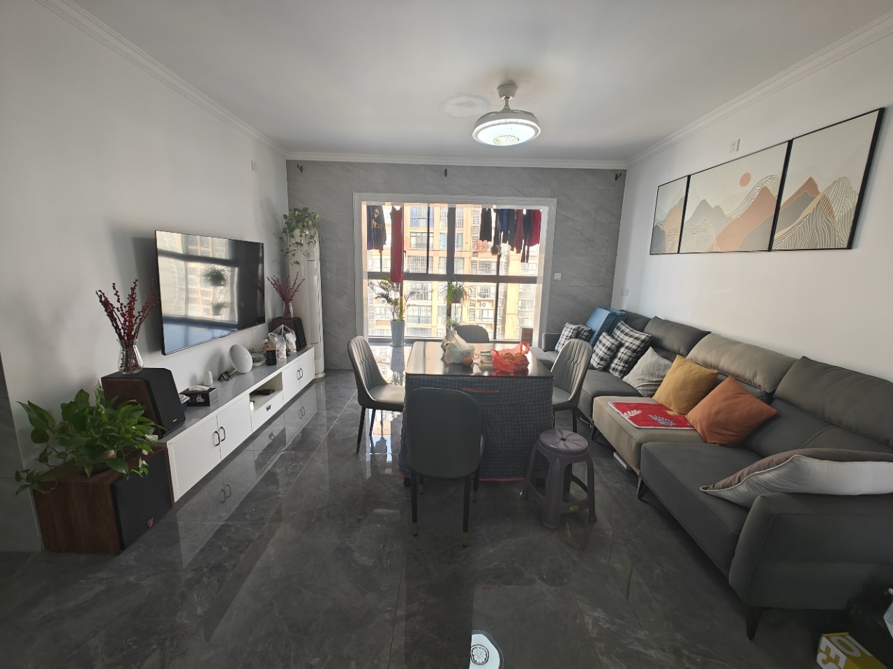 御景龙湾 3室1厅1卫 79.8万 御景龙湾 3室1厅1卫 79.8万室内图