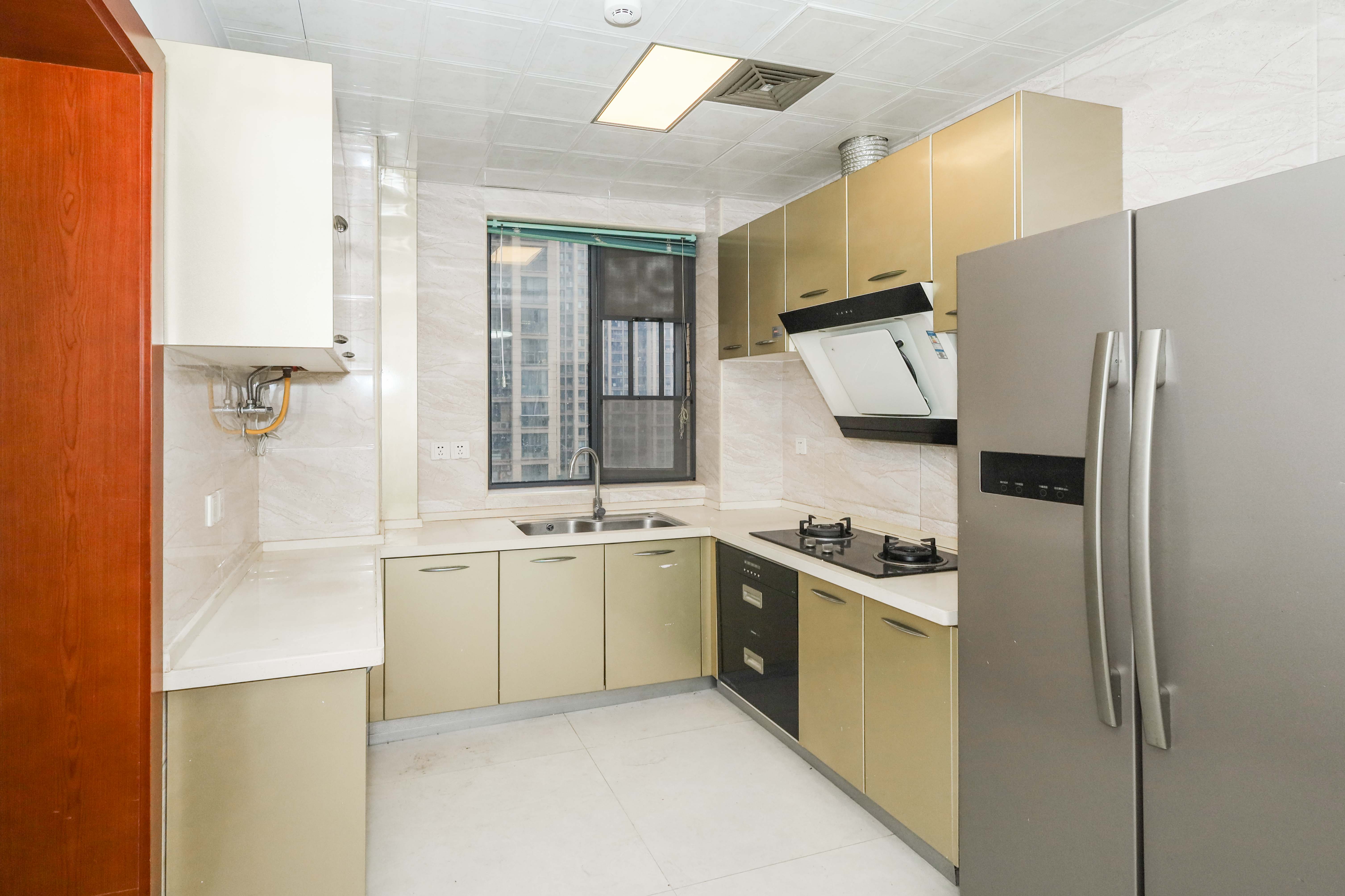 荣盛花语馨苑  3室2厅1卫    80.8万厨房