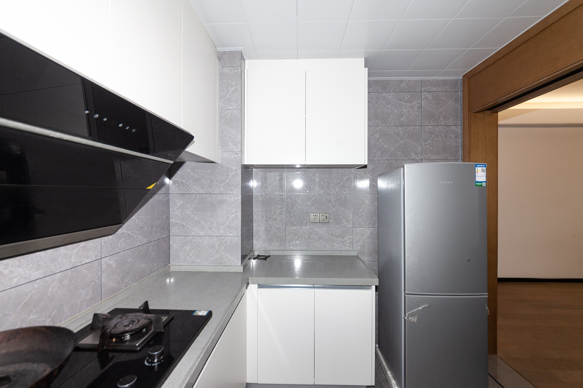 润和滨江府 3室2厅2卫 94.0万 润和滨江府 3室2厅2卫 94.0万厨房