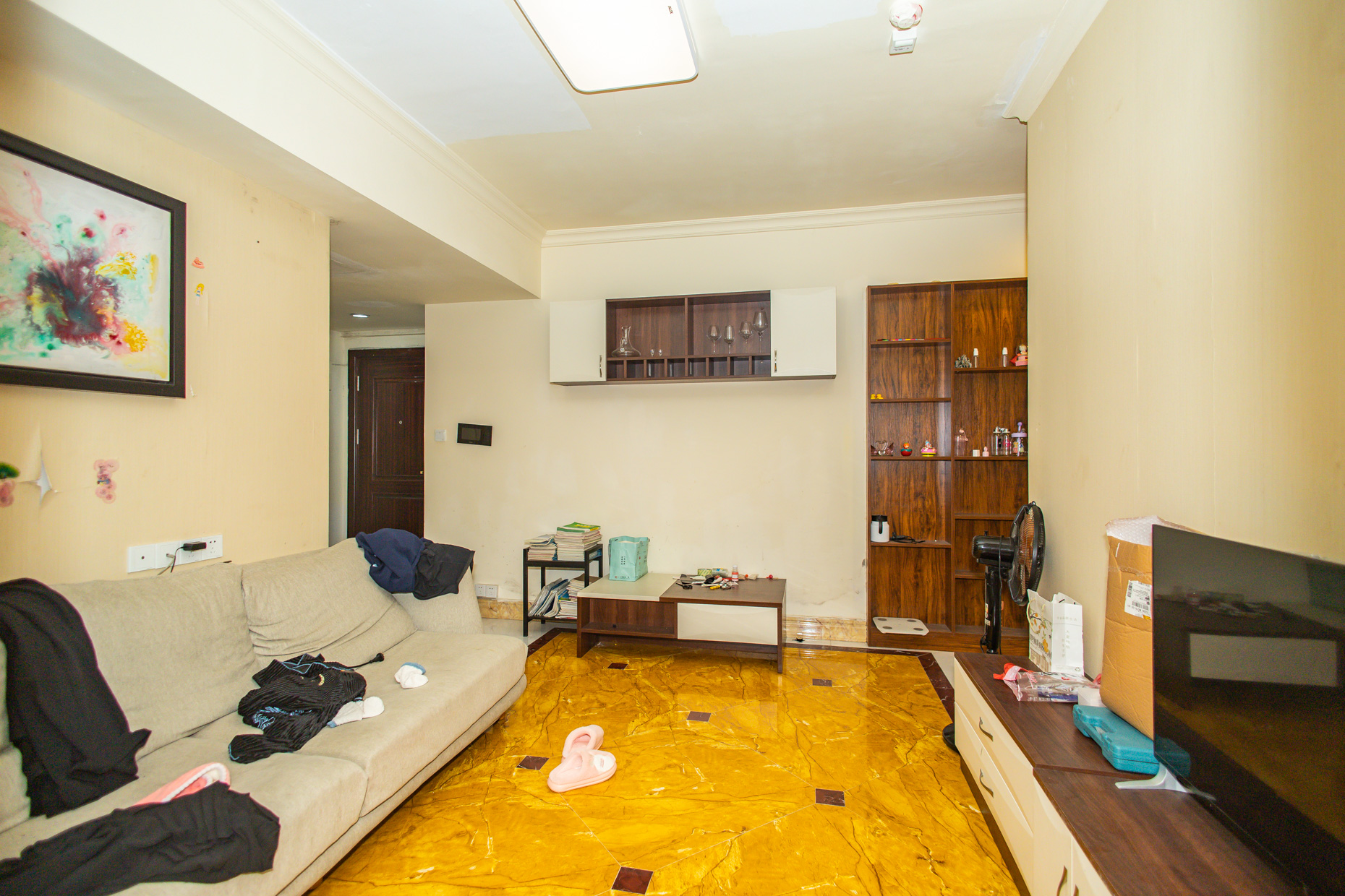 碧桂园威尼斯城 2室2厅1卫 49.80万 碧桂园威尼斯城 2室2厅1卫 49.80万客厅