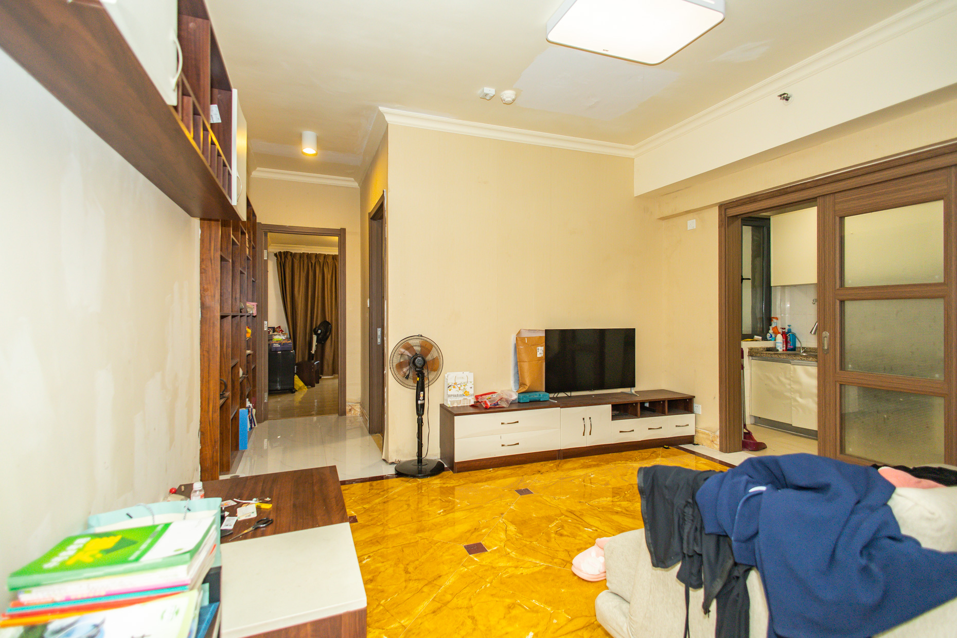 碧桂园威尼斯城 2室2厅1卫 49.80万 碧桂园威尼斯城 2室2厅1卫 49.80万客厅