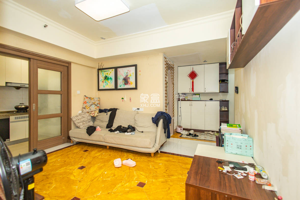 碧桂园威尼斯城 2室2厅1卫 49.80万 碧桂园威尼斯城 2室2厅1卫 49.80万客厅