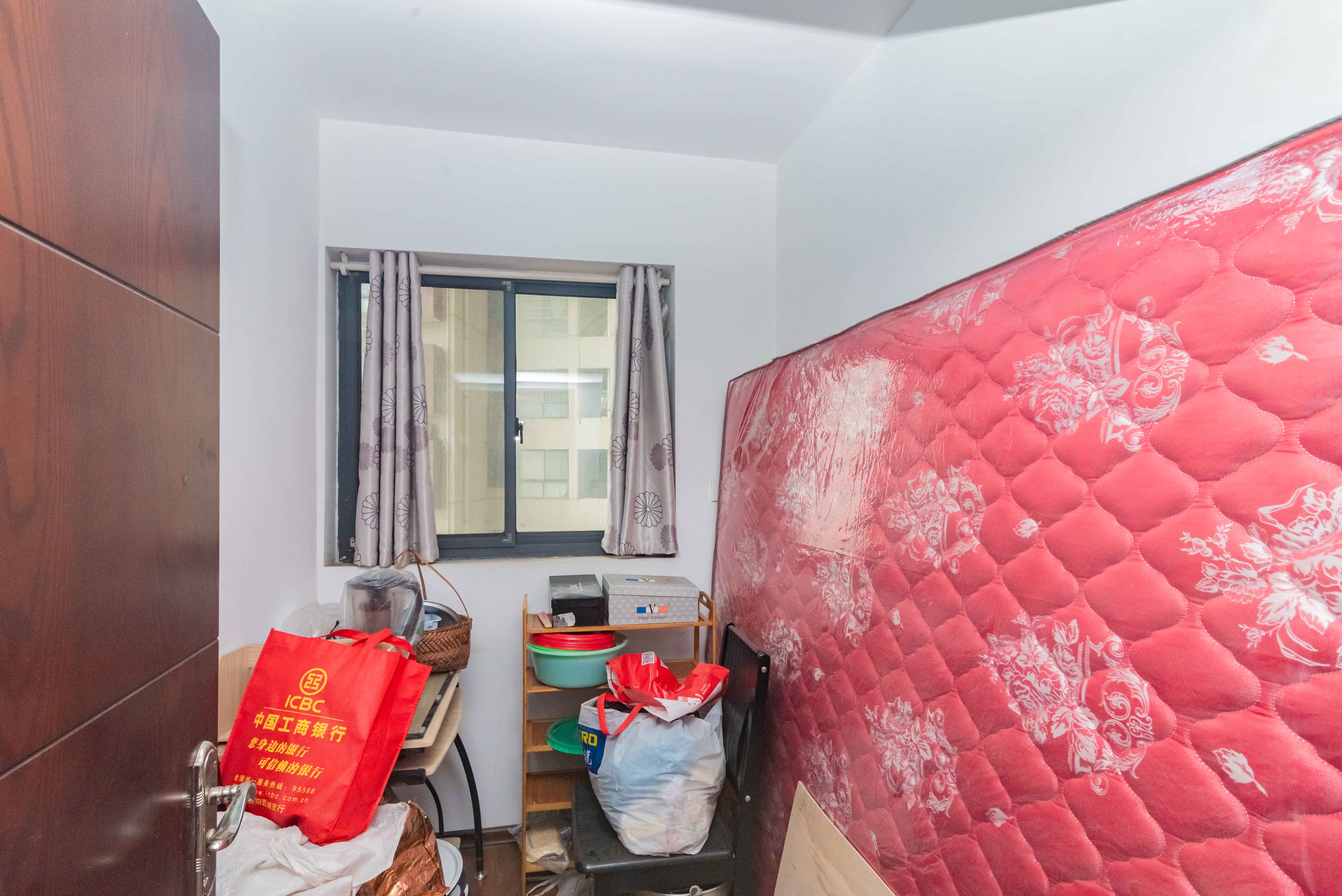 兰亭峰景  2室2厅1卫    106.0万卧室