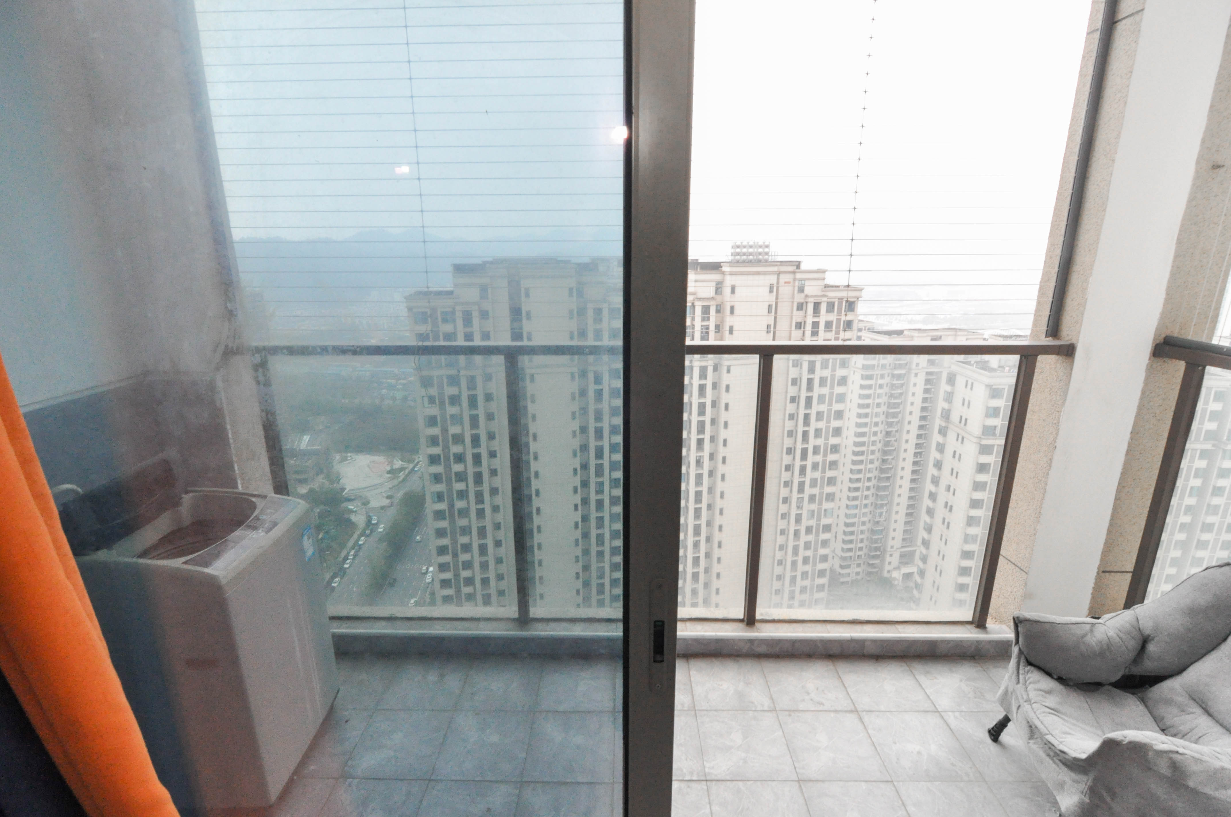 梅溪湖金茂湾  4室2厅2卫    170.0万 梅溪湖金茂湾  4室2厅2卫    170.0万卧室