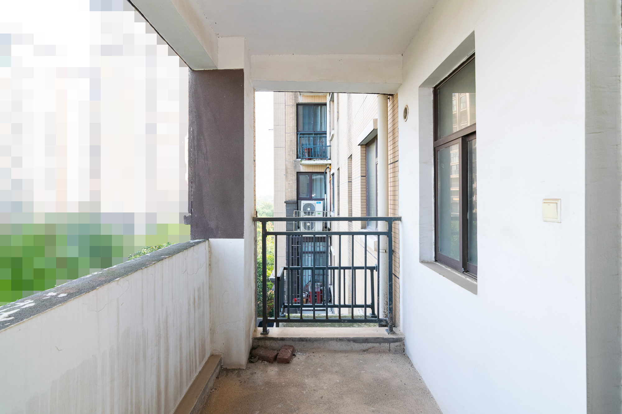 高域自然城 3室2厅2卫 65.0万 高域自然城 3室2厅2卫 65.0万阳台