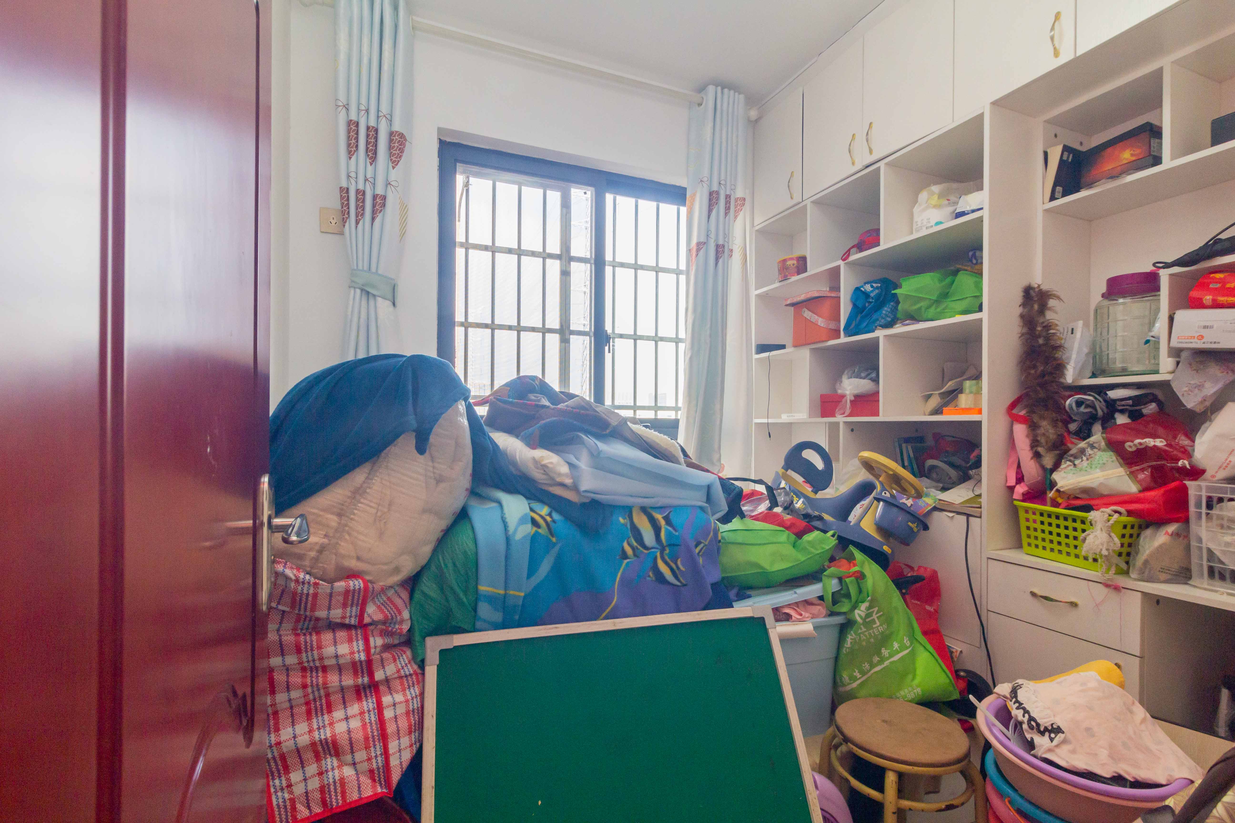 中欣楚天雅郡  4室2厅2卫    74.0万 中欣楚天雅郡  4室2厅2卫    74.0万卧室