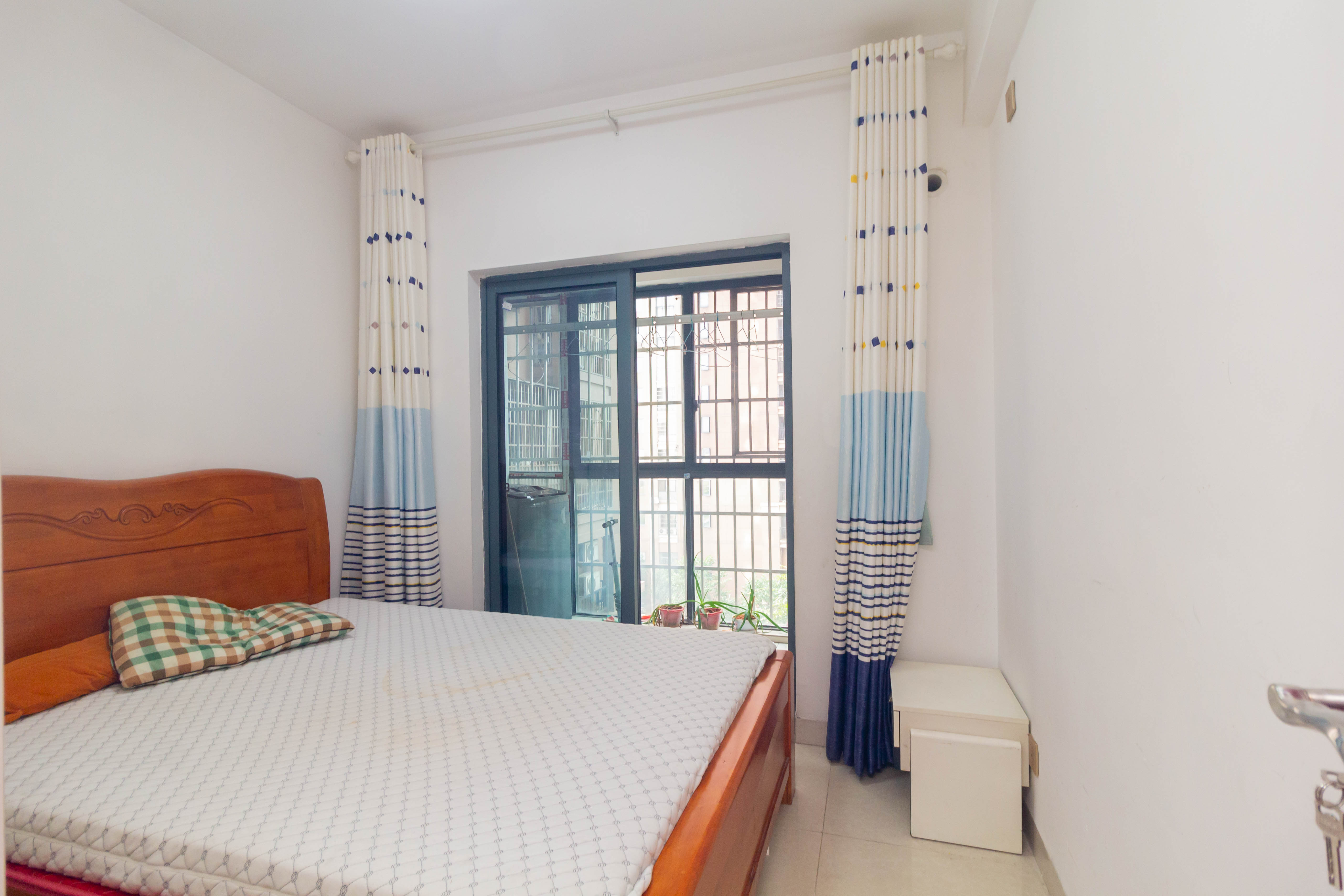 中欣楚天雅郡  4室2厅2卫    74.0万 中欣楚天雅郡  4室2厅2卫    74.0万卧室