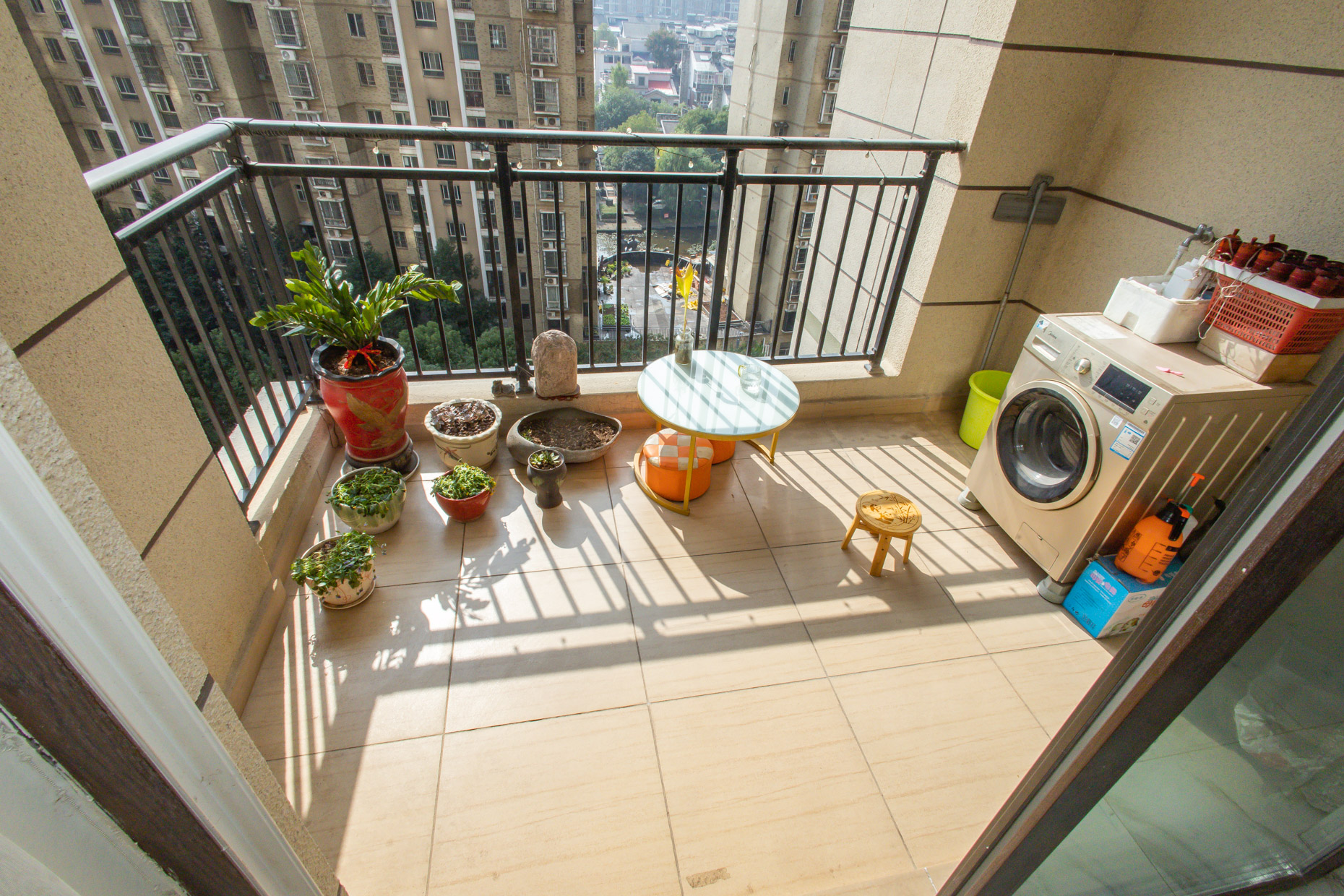 碧桂园中央花园 4室2厅2卫 125.0万 碧桂园中央花园 4室2厅2卫 125.0万阳台