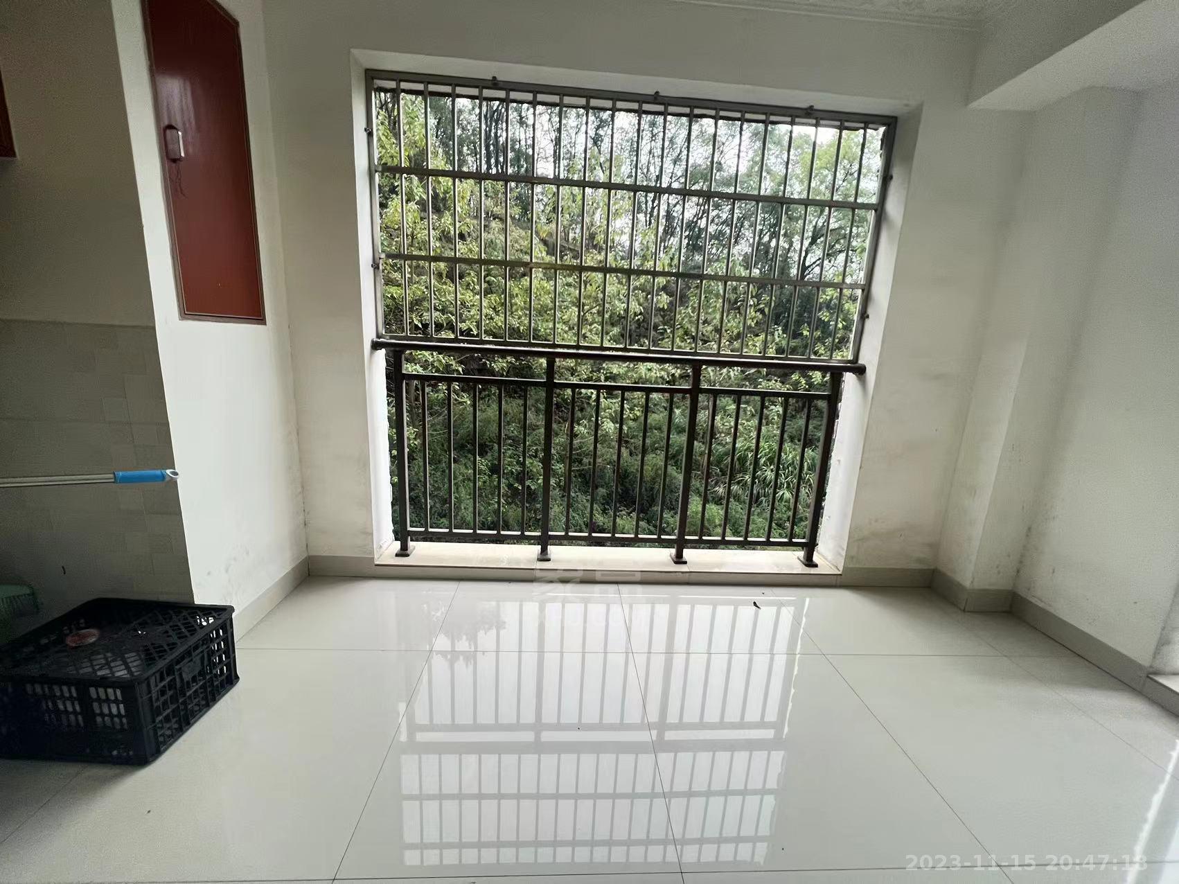 康桥漫步 3室2厅1卫 1800.00元/月 康桥漫步 3室2厅1卫 1800.00元/月室内图