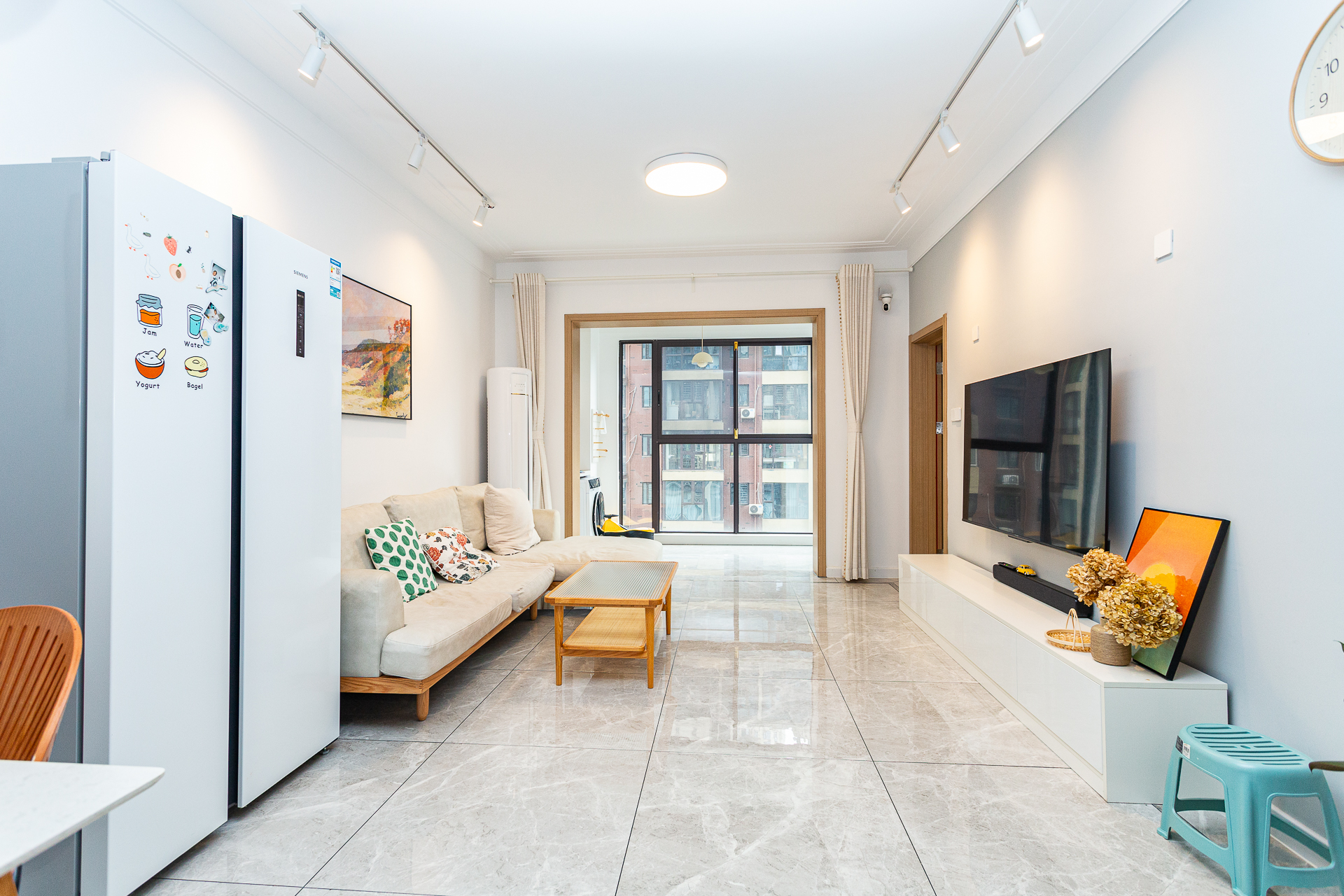 新华联梦想城 3室2厅1卫 106.0万 新华联梦想城 3室2厅1卫 106.0万客厅