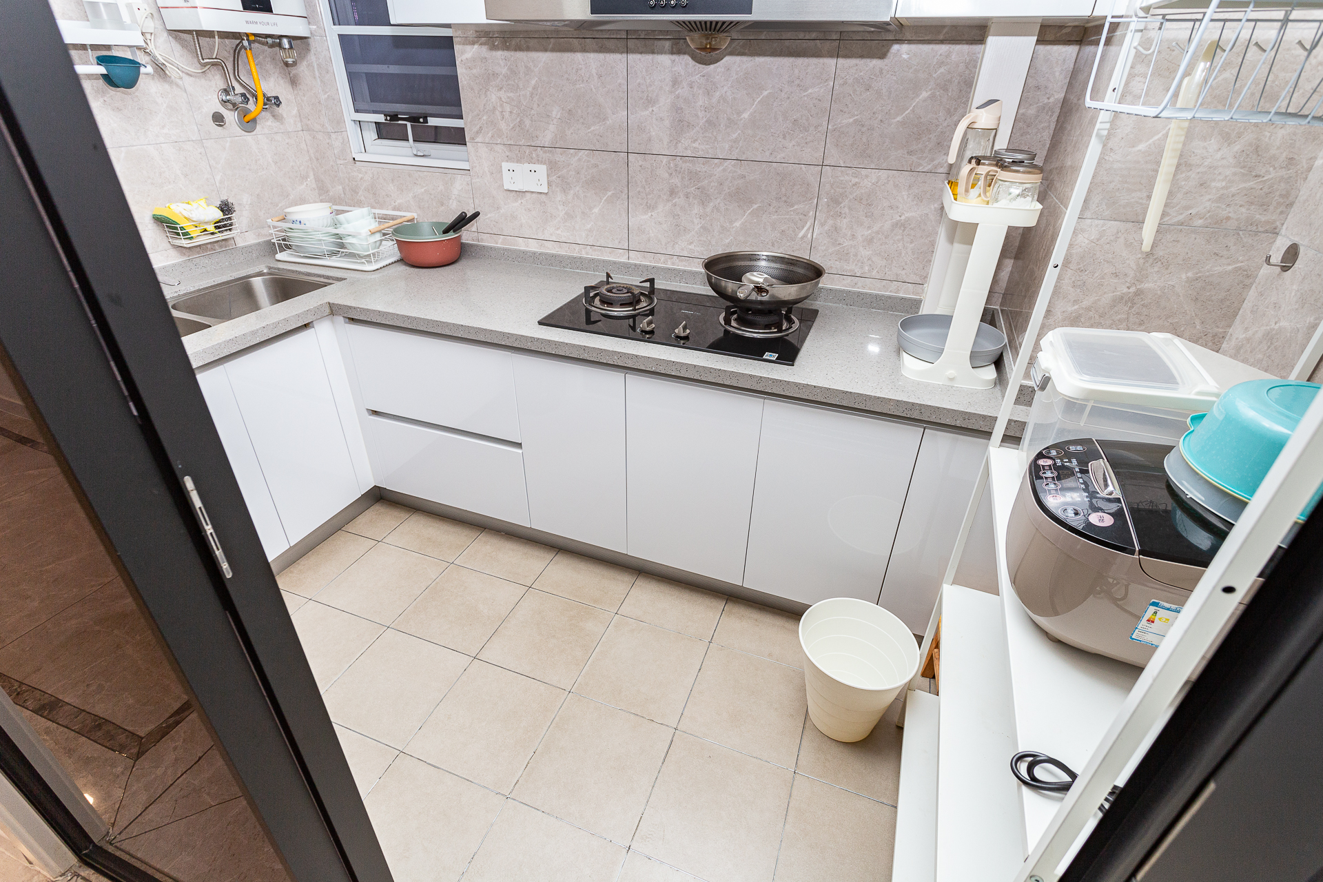 新华联梦想城 3室2厅1卫 106.0万 新华联梦想城 3室2厅1卫 106.0万厨房