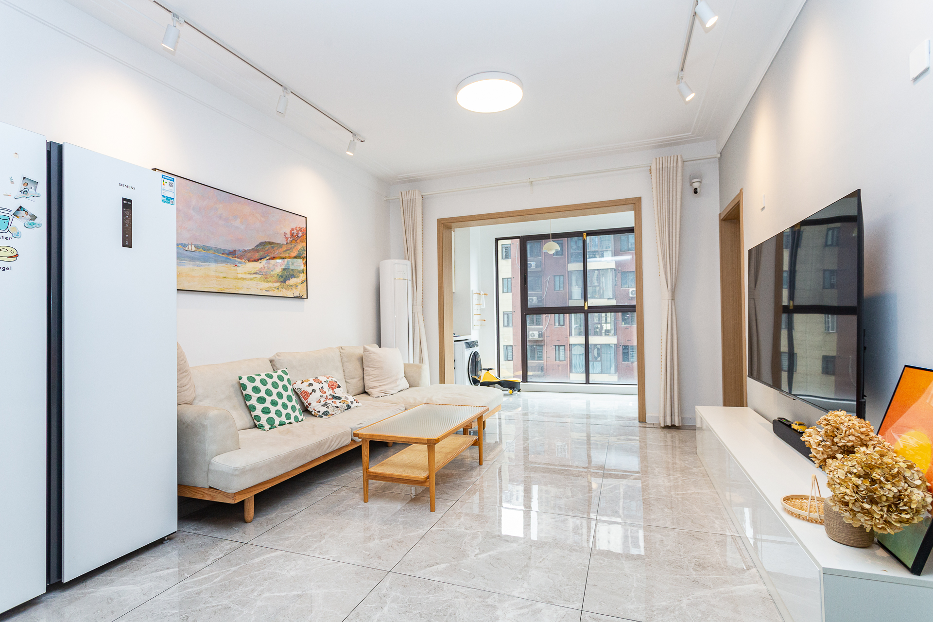 新华联梦想城 3室2厅1卫 106.0万 新华联梦想城 3室2厅1卫 106.0万客厅