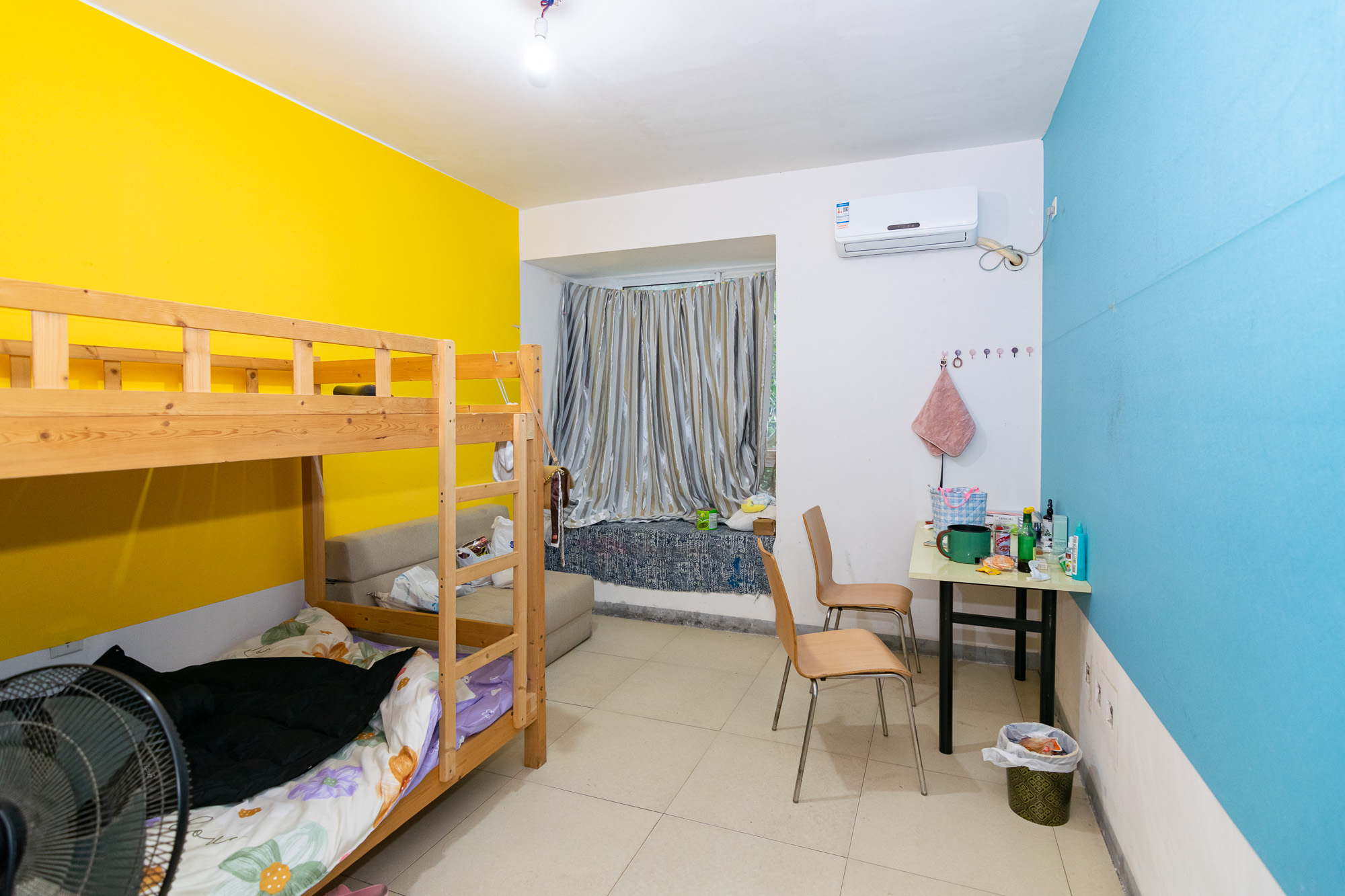 金地三千府(金地湖山樾、金地自在城) 3室2厅1卫 55.0万 金地三千府(金地湖山樾、金地自在城) 3室2厅1卫 55.0万卧室