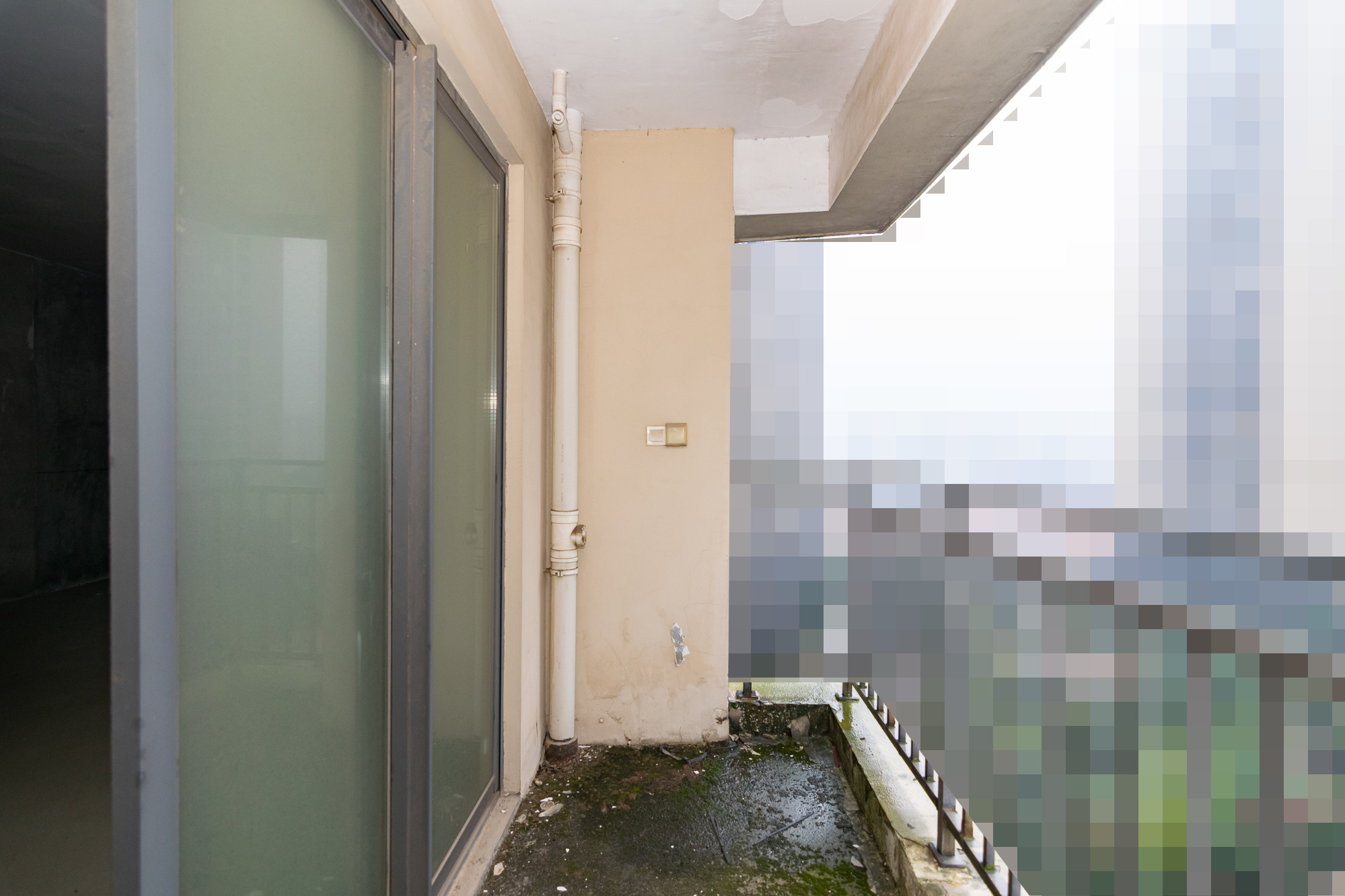 中粮自然天城 3室2厅2卫 99.8万 中粮自然天城 3室2厅2卫 99.8万阳台