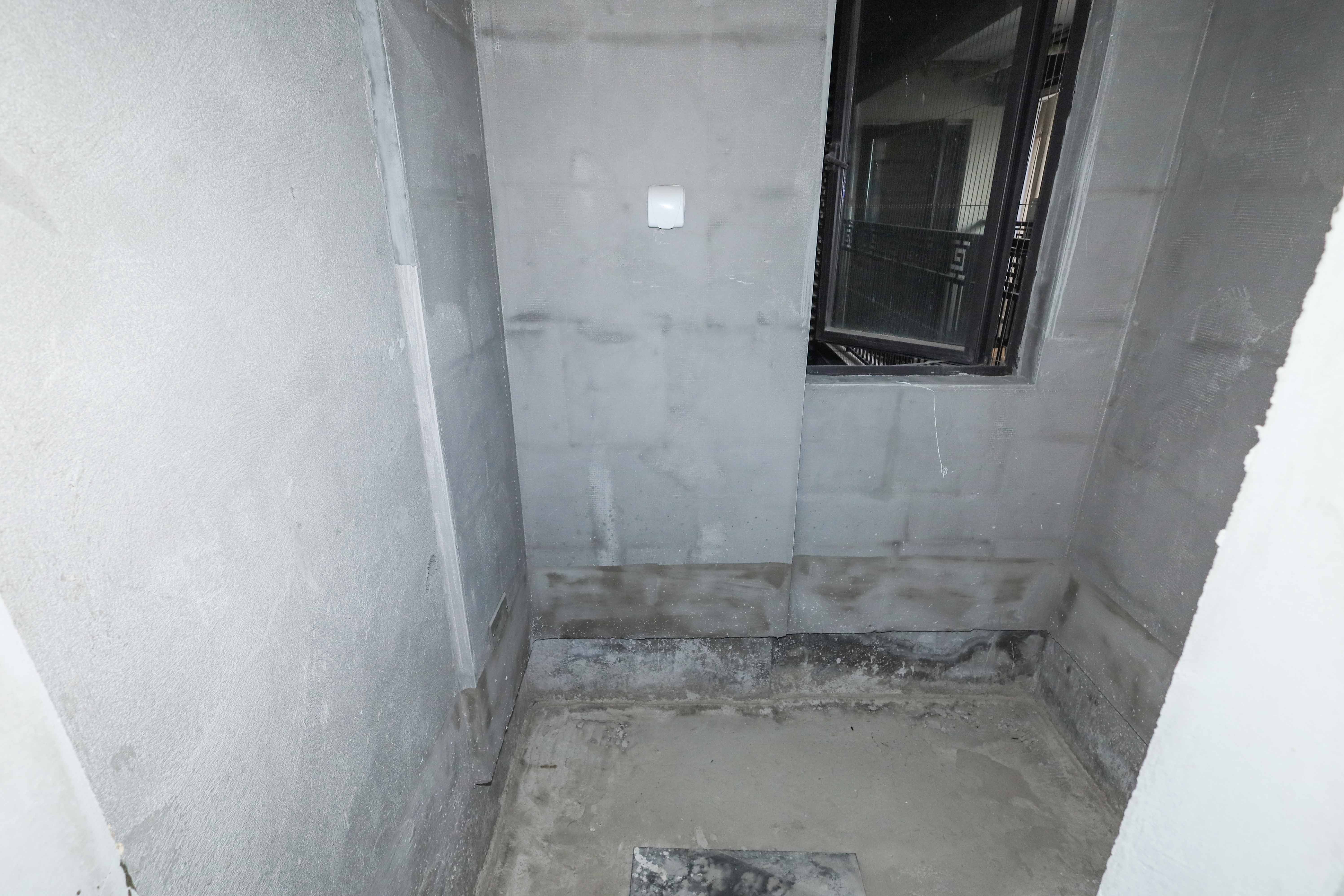 建发央著  4室2厅2卫    145.0万 建发央著  4室2厅2卫    145.0万卫生间