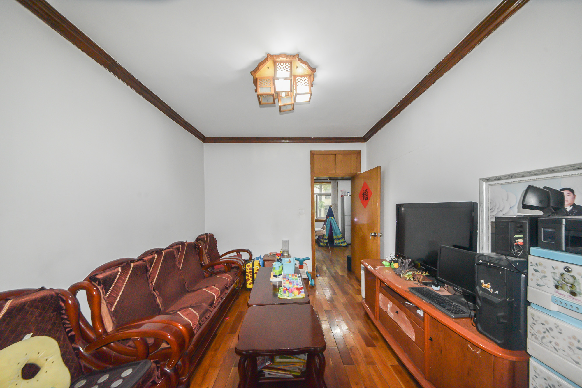 林业厅宿舍  2室2厅1卫    50.8万 林业厅宿舍  2室2厅1卫    50.8万客厅