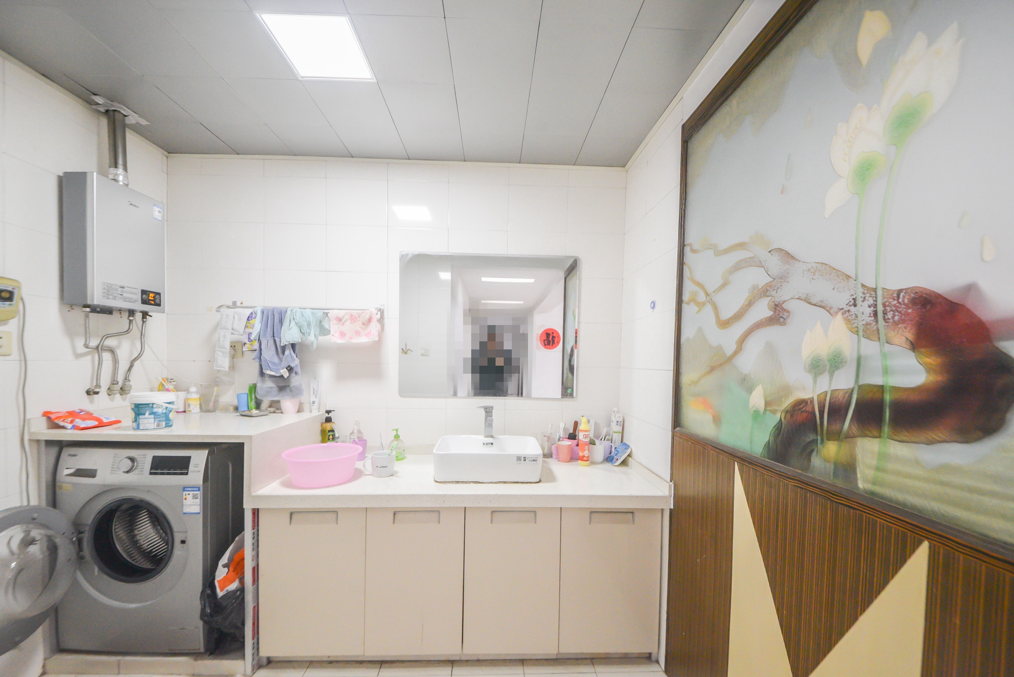 化油器厂宿舍 3室2厅1卫 100.00万 化油器厂宿舍 3室2厅1卫 100.00万卫生间