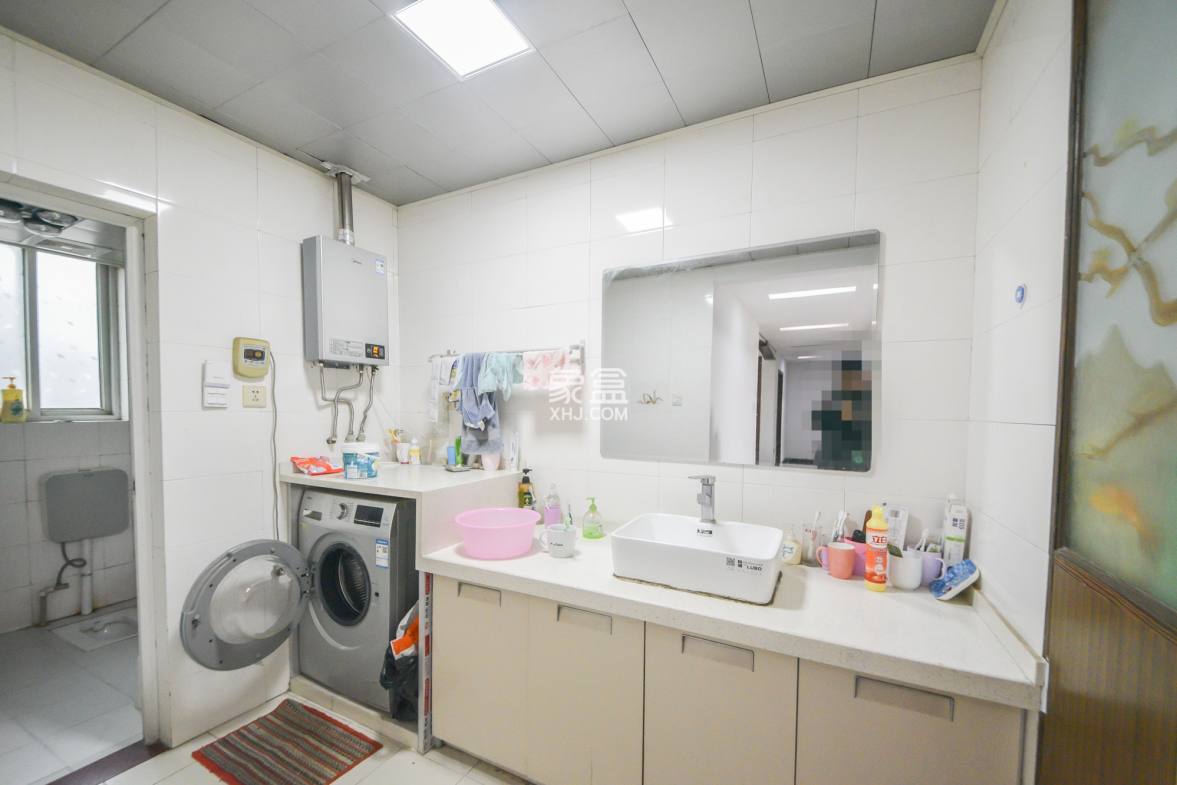 化油器厂宿舍 3室2厅1卫 100.00万 化油器厂宿舍 3室2厅1卫 100.00万卫生间