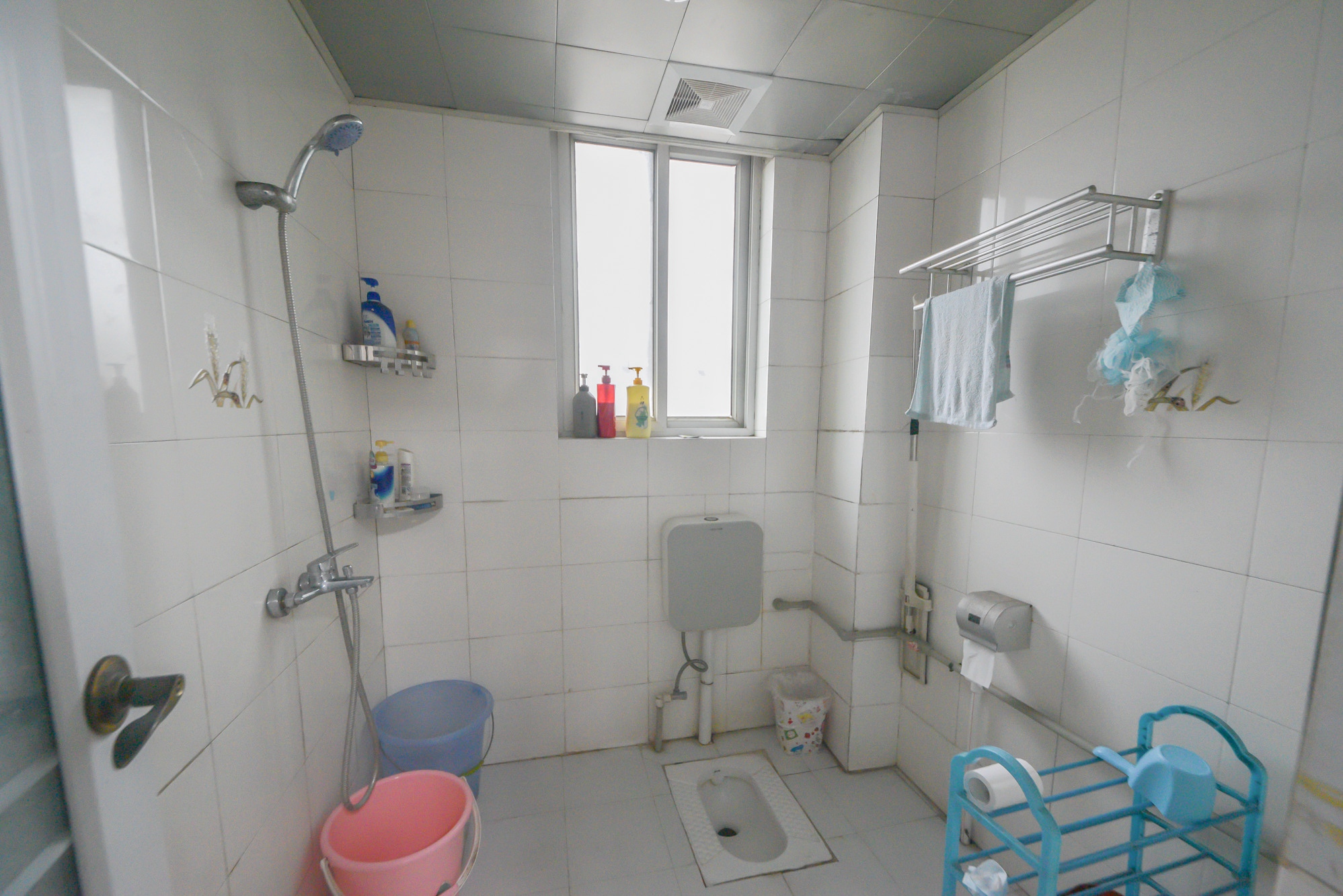 化油器厂宿舍 3室2厅1卫 100.00万 化油器厂宿舍 3室2厅1卫 100.00万卫生间