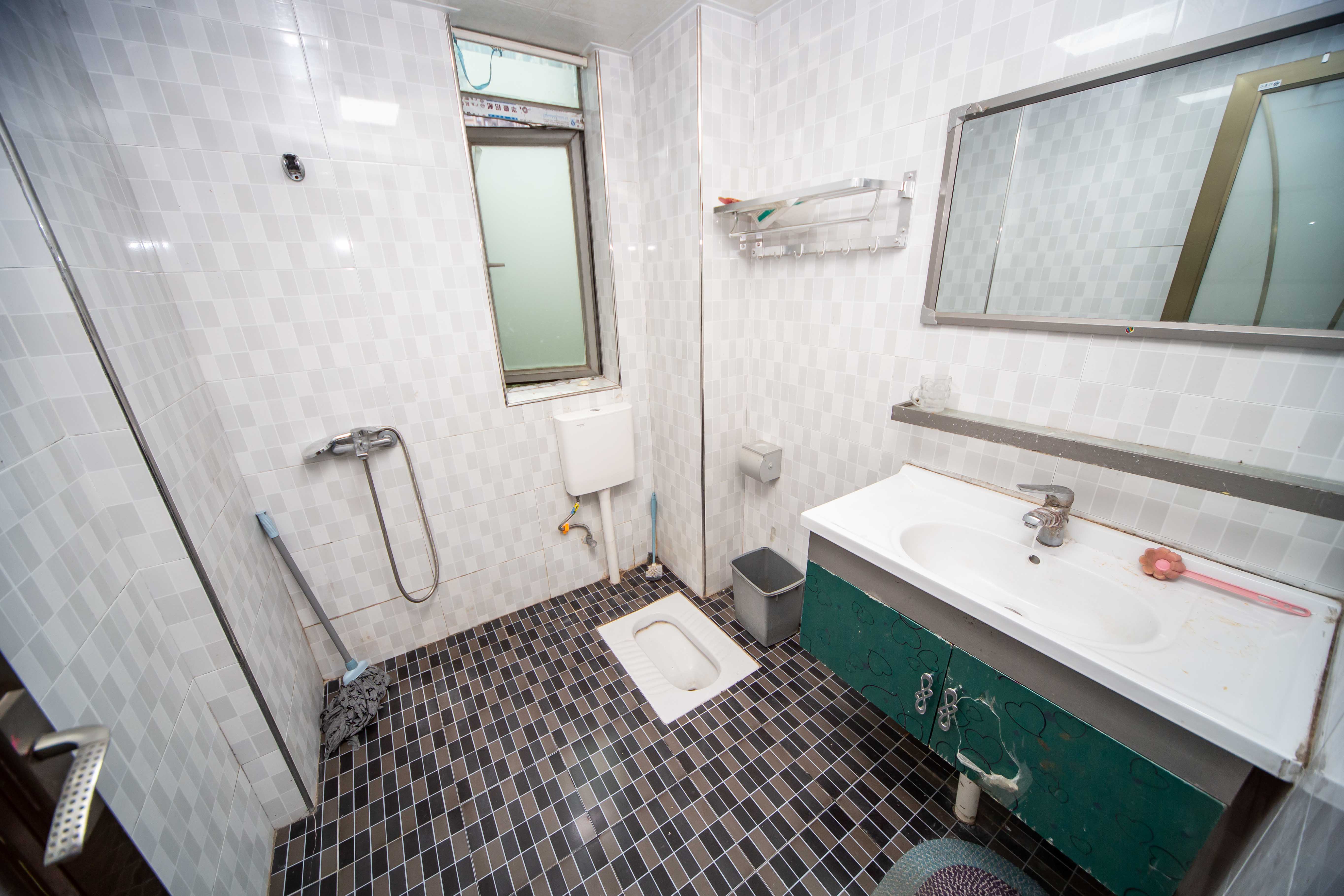 新城新世界一二三期  3室2厅1卫    95.0万 新城新世界一二三期  3室2厅1卫    95.0万其他