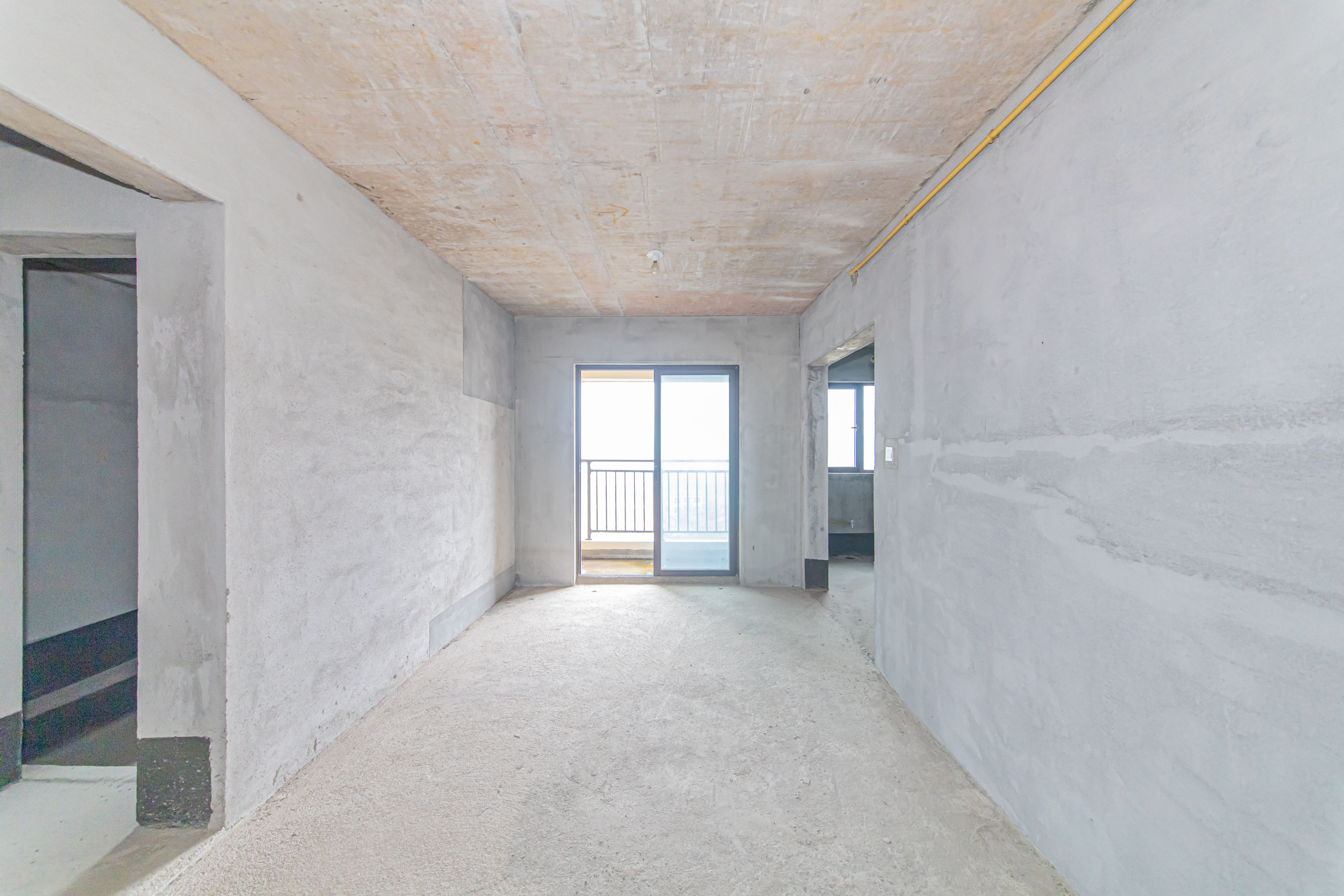 长沙美的梧桐庄园  4室2厅2卫   168.00万客厅
