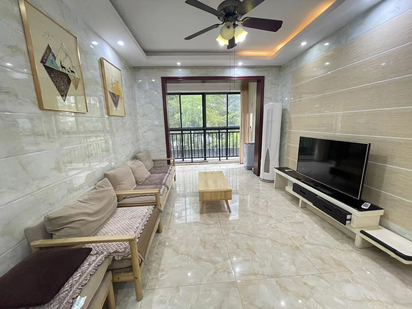 金碧花园 2室1厅1卫 39.8万 金碧花园 2室1厅1卫 39.8万室内图