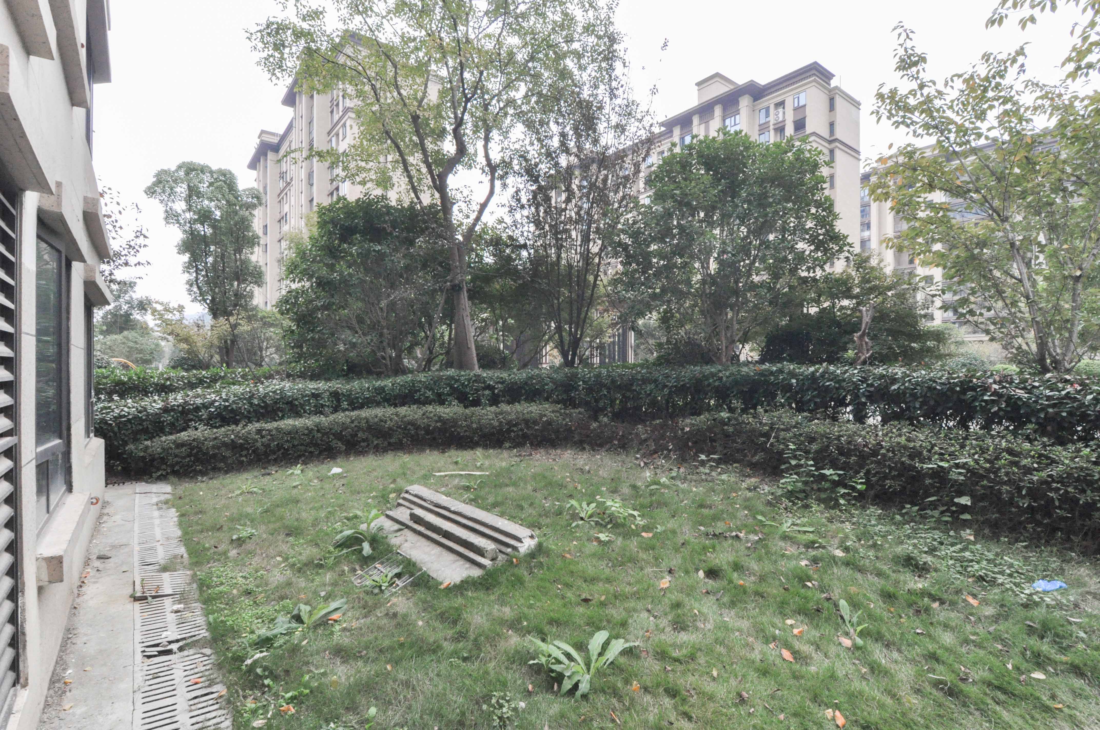 梅溪正荣府  4室2厅3卫    158.0万其他