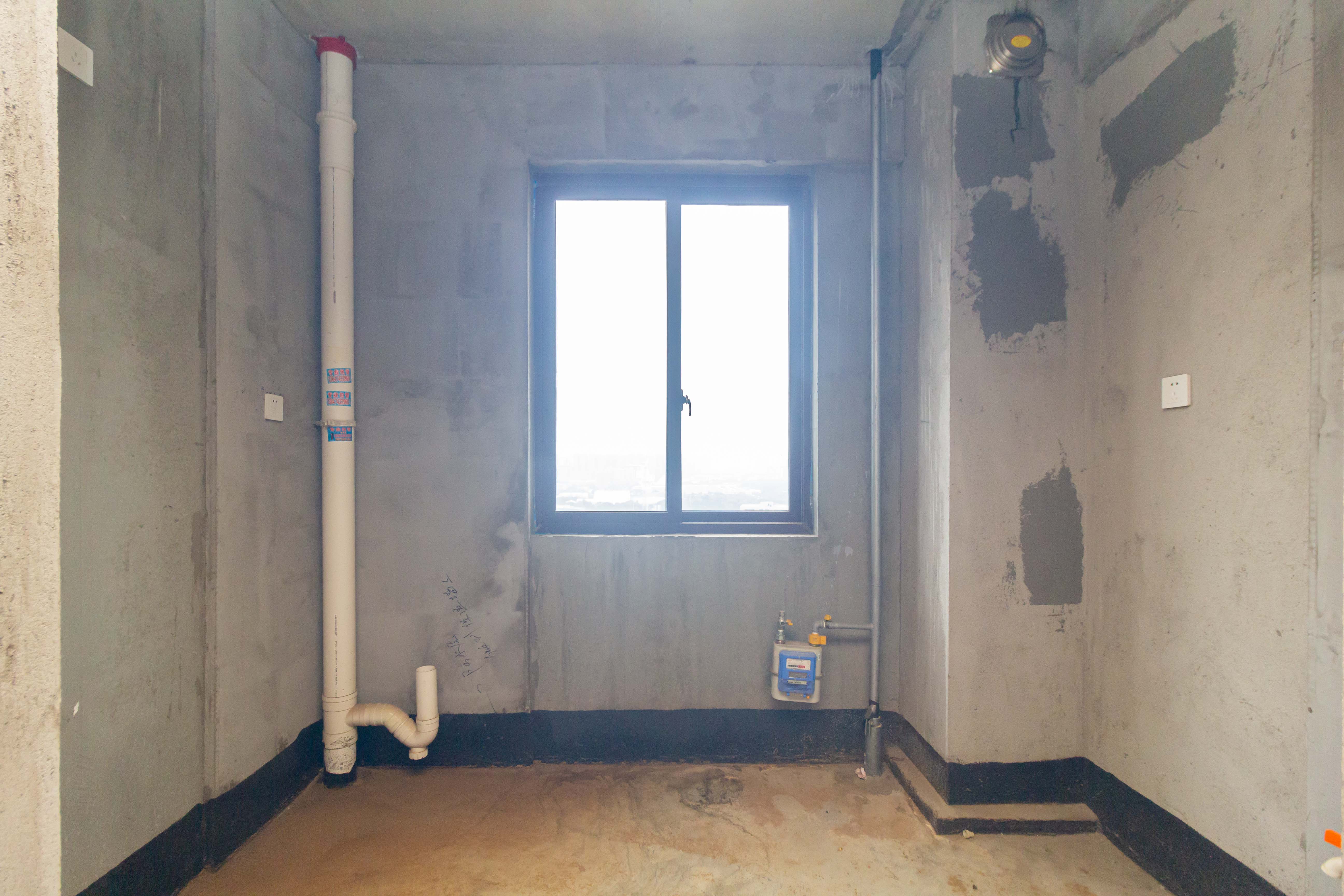 东方美地  3室2厅2卫    97.0万厨房