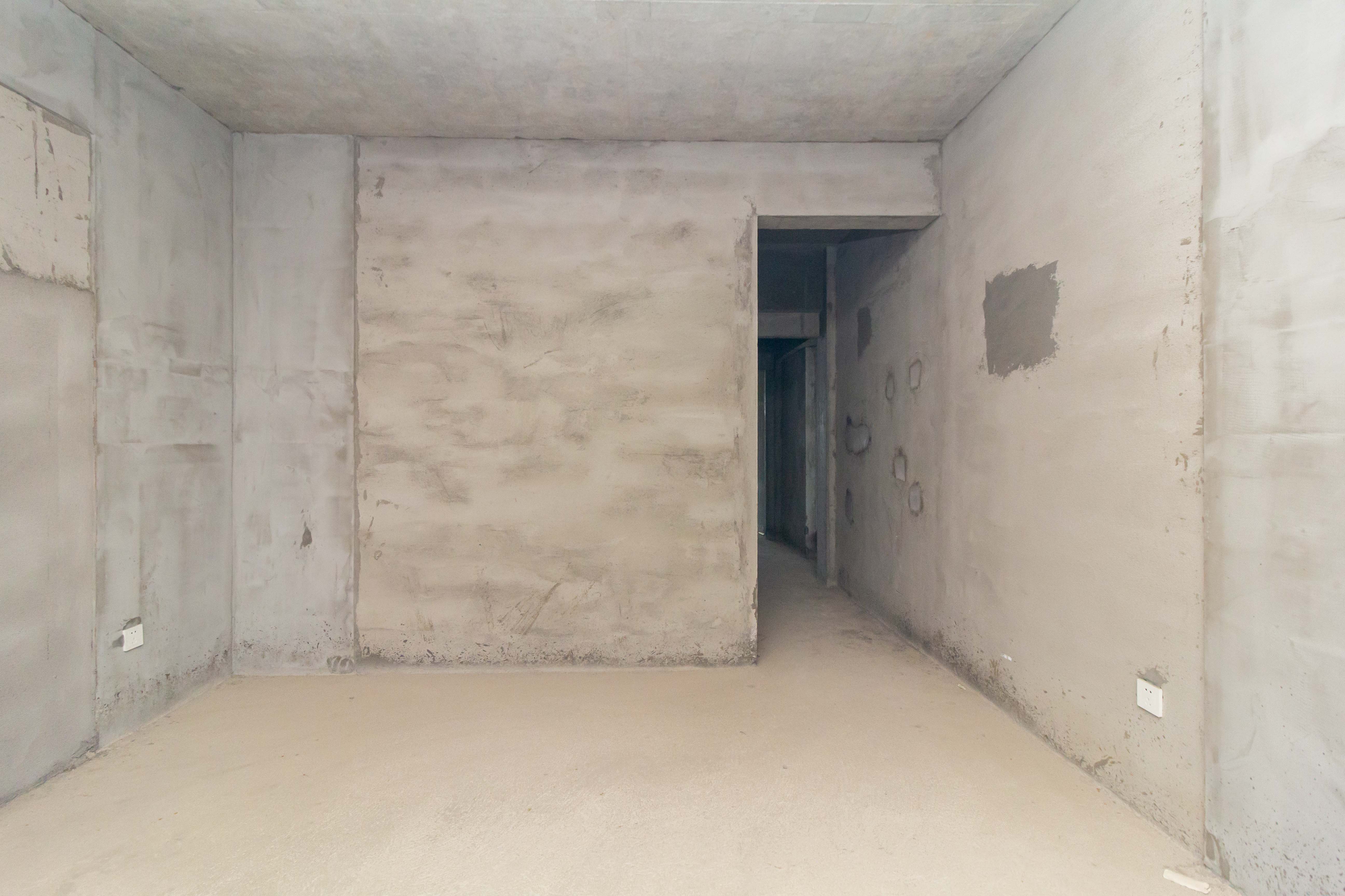 东方美地  3室2厅2卫    97.0万卧室