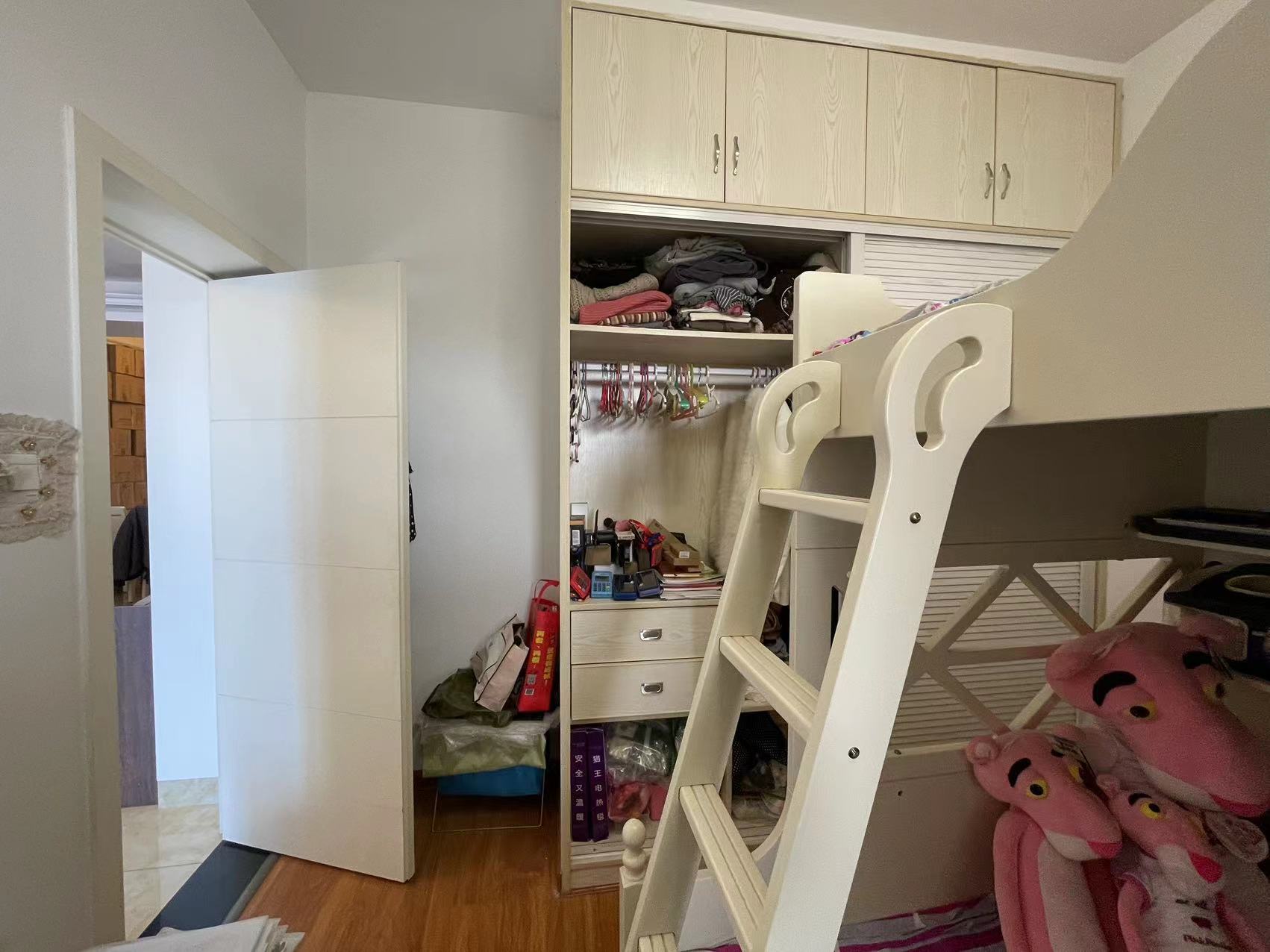 中欧昆仑首府 3室1厅1卫 72.0万 中欧昆仑首府 3室1厅1卫 72.0万室内图