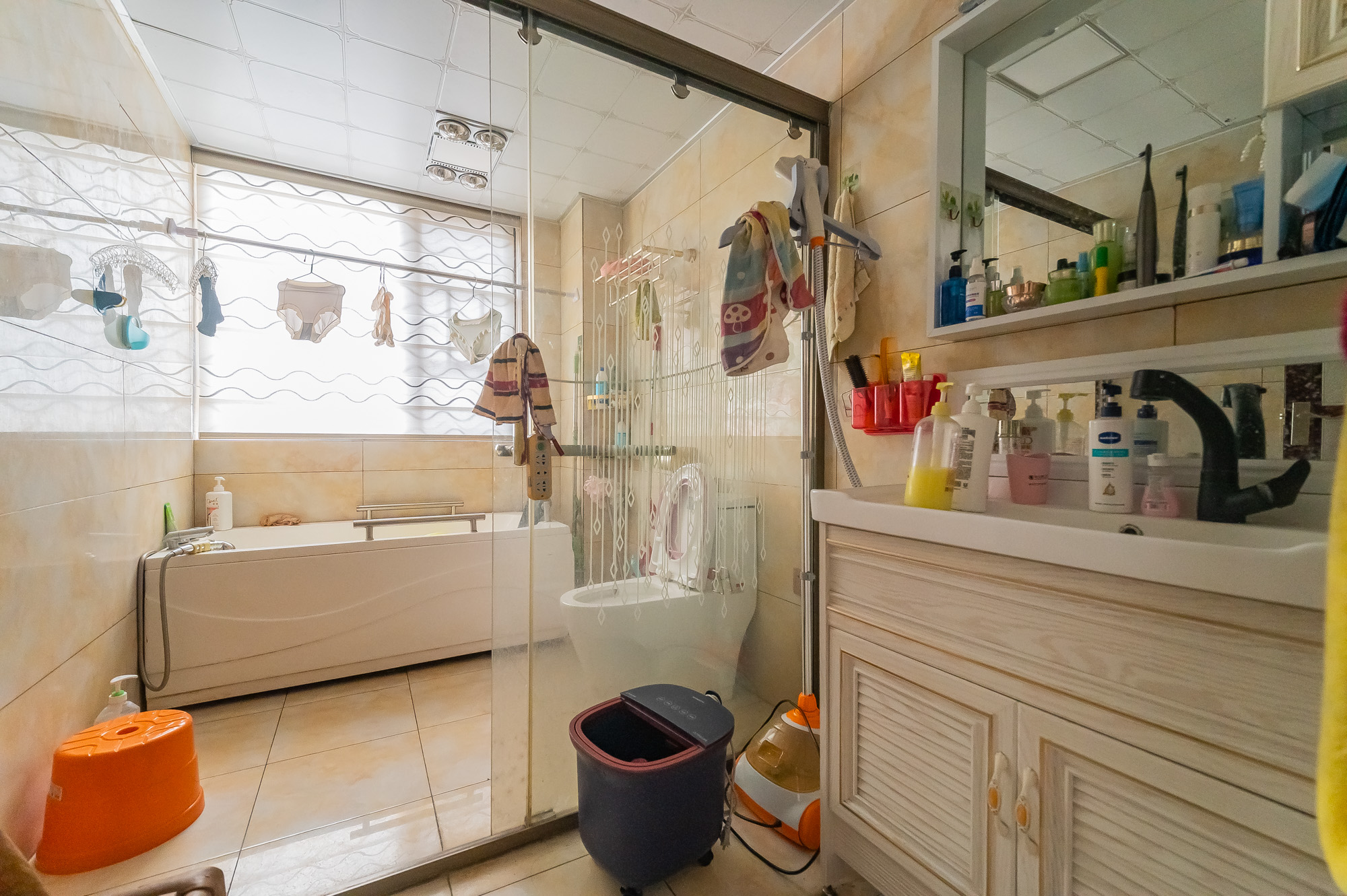 国泰九龙湾 4室2厅2卫 168.0万 国泰九龙湾 4室2厅2卫 168.0万卫生间