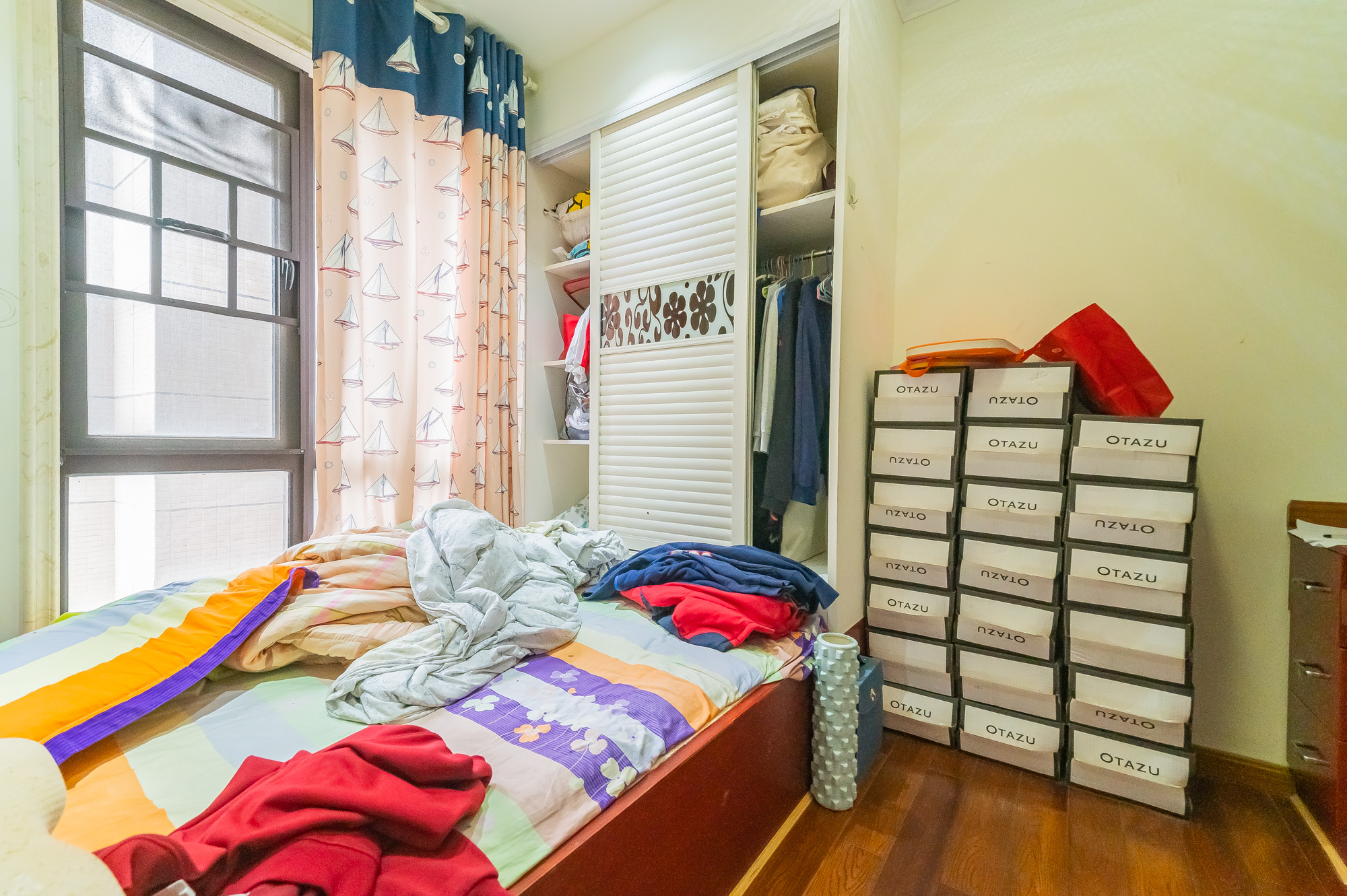 国泰九龙湾 4室2厅2卫 168.0万 国泰九龙湾 4室2厅2卫 168.0万卧室