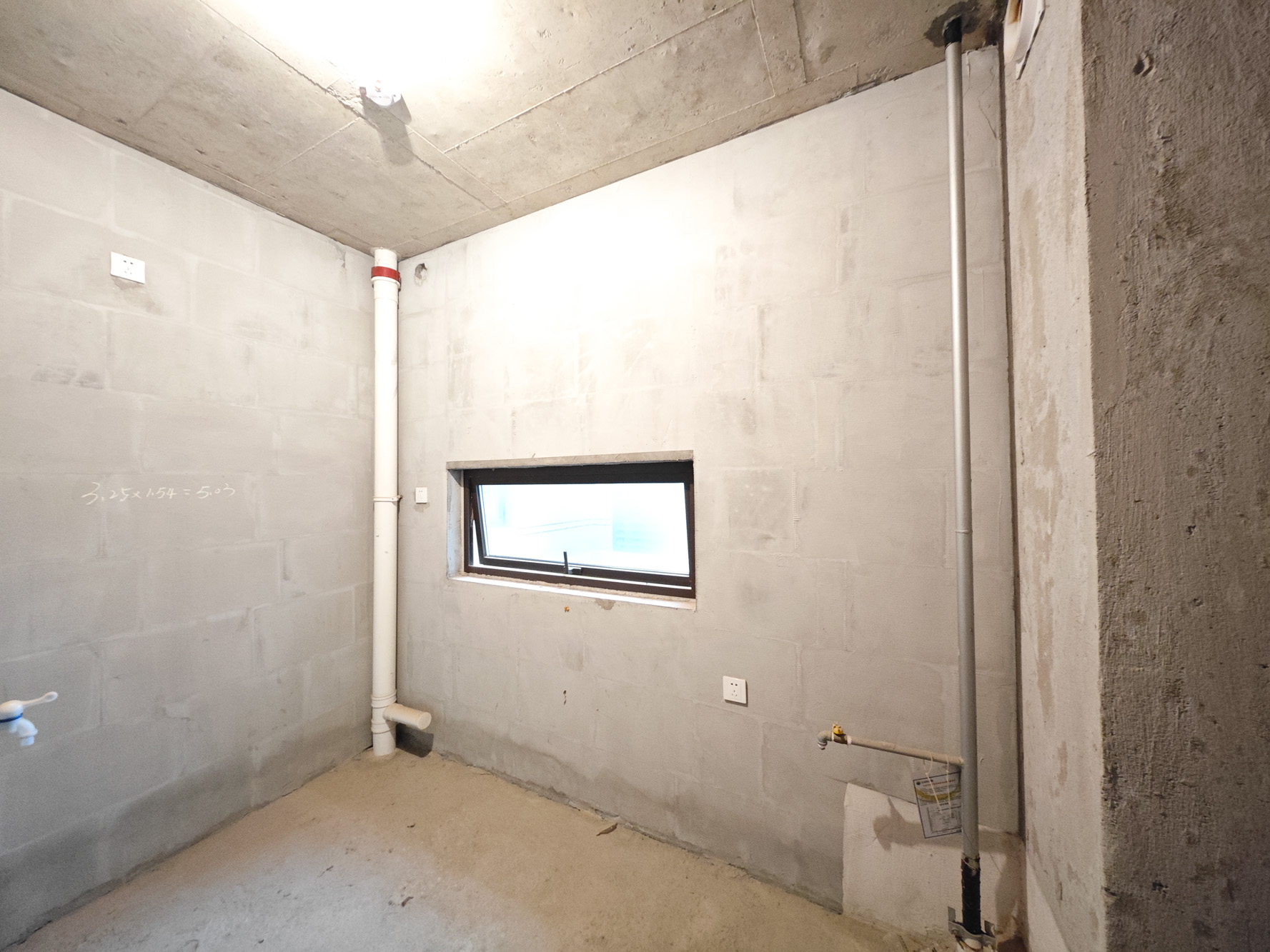 保利城(中航城国际社区、郡原美村) 3室2厅2卫 72.0万 保利城(中航城国际社区、郡原美村) 3室2厅2卫 72.0万厨房