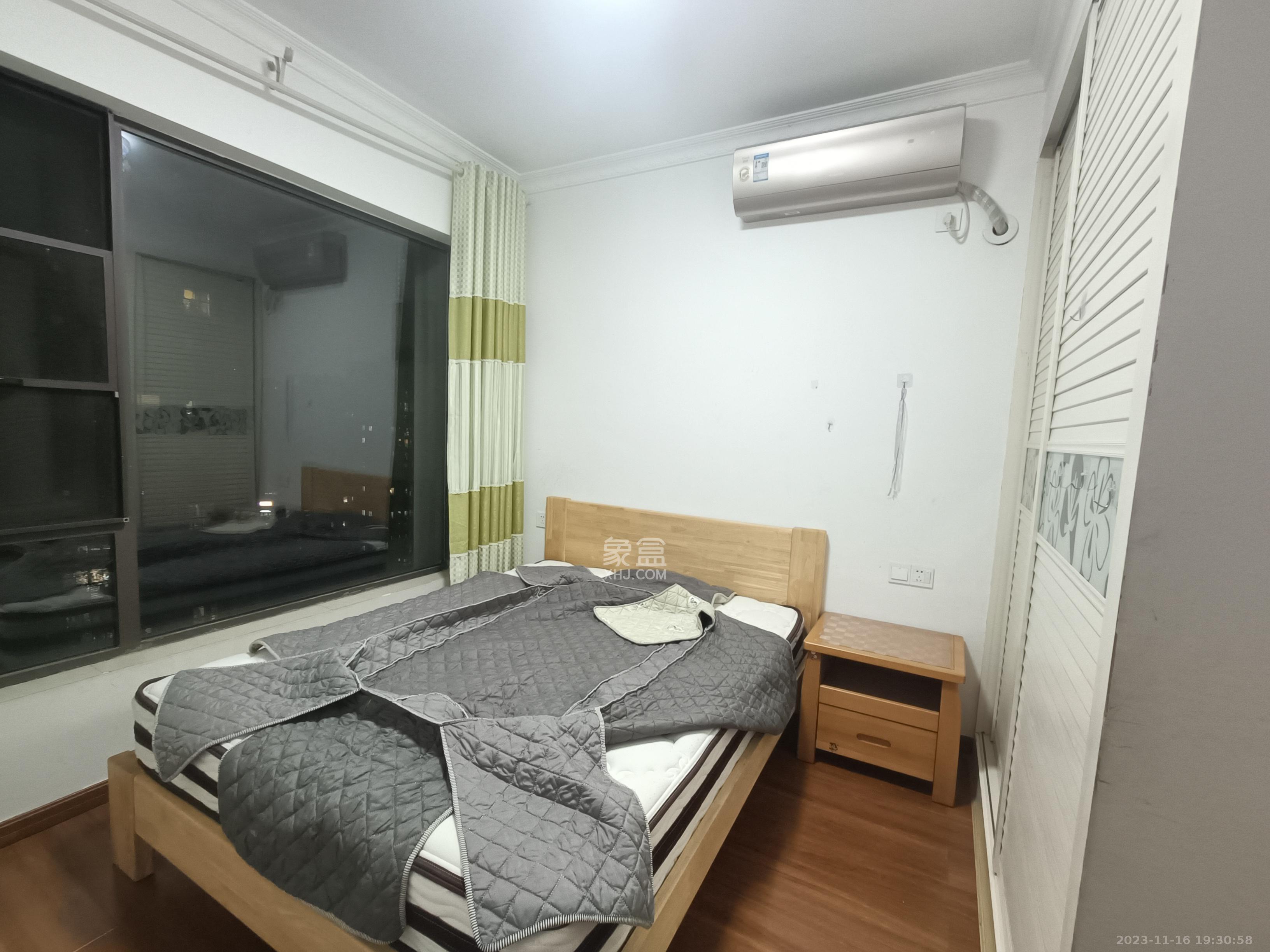 旭辉御府  3室2厅1卫   3000.00元/月室内图1