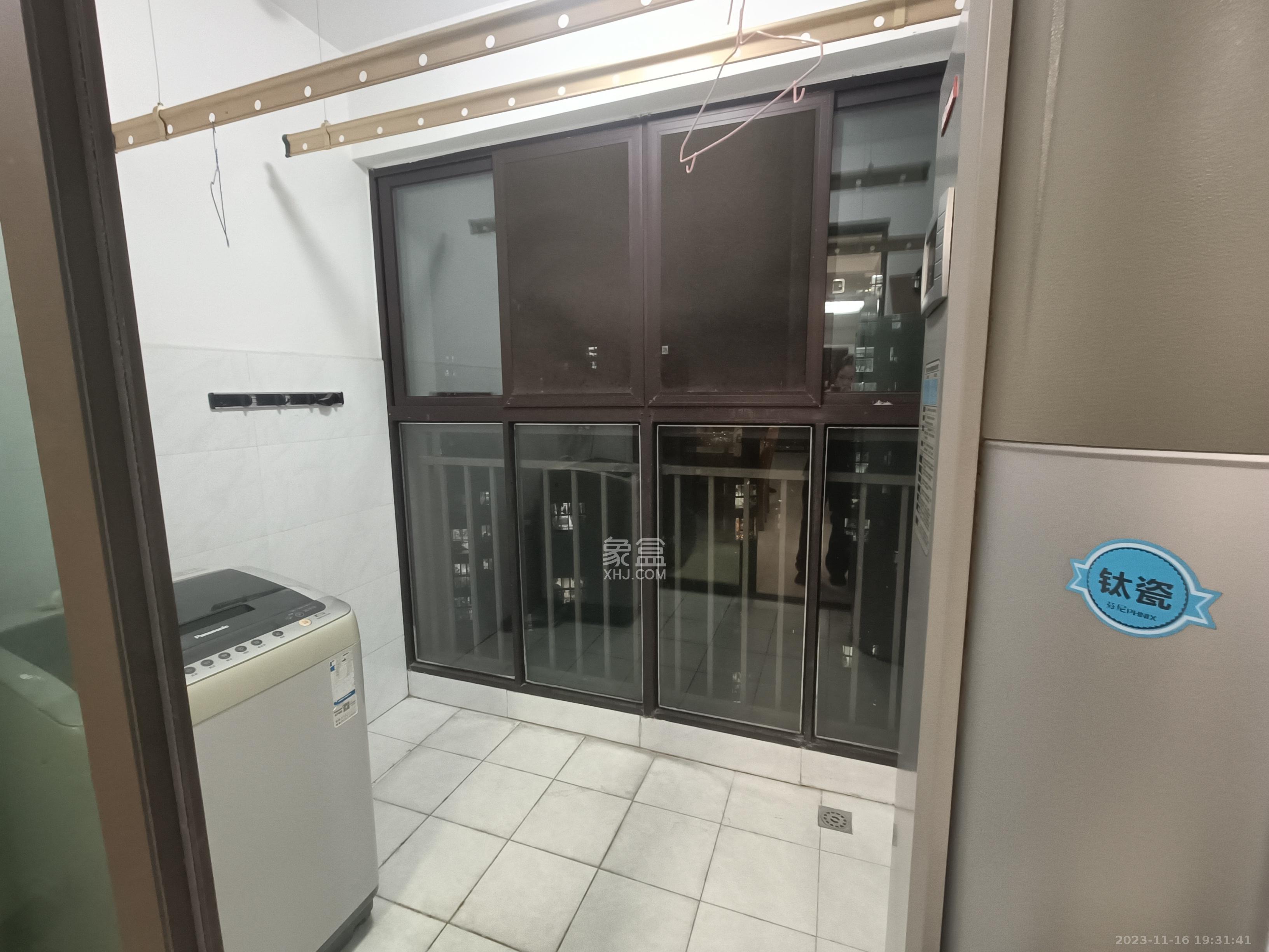 旭辉御府  3室2厅1卫   3000.00元/月室内图
