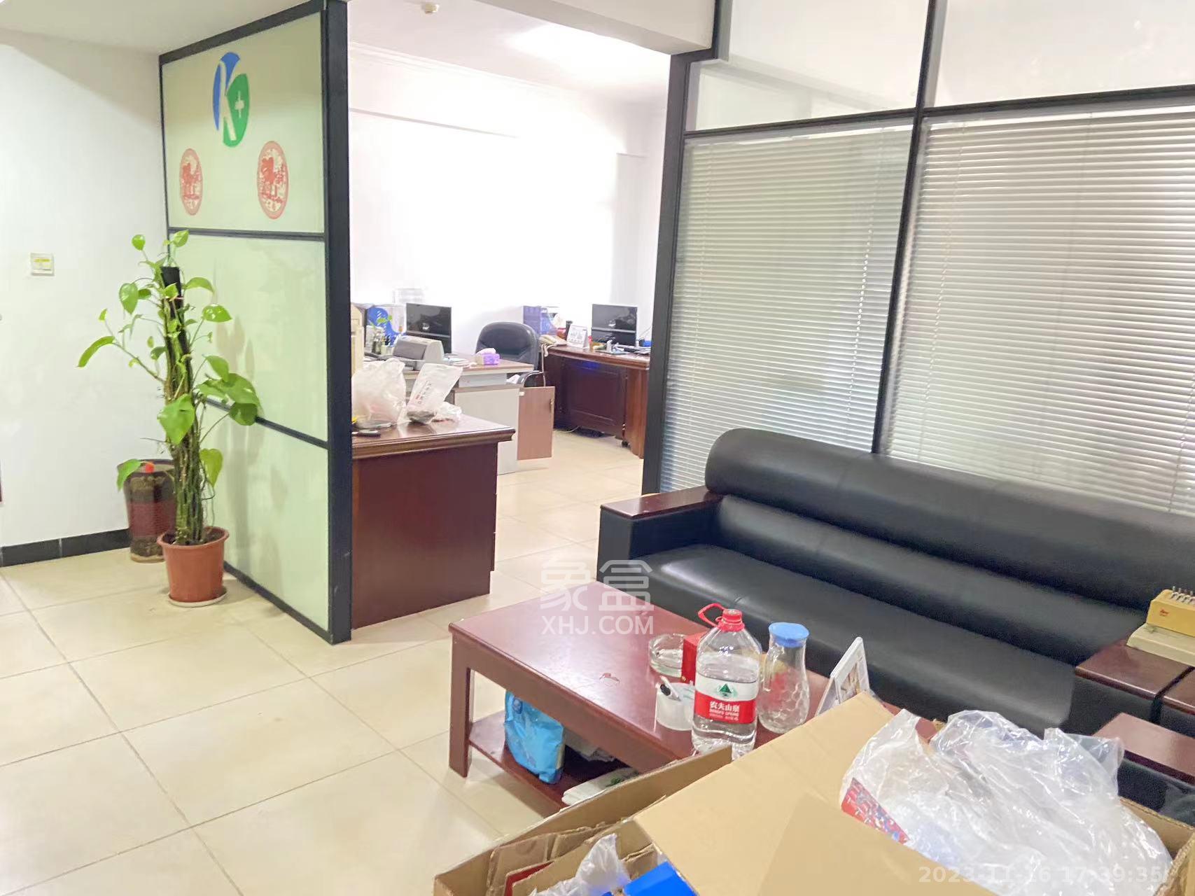 阳光锦城  1室1厅1卫   1800.00元/月室内图
