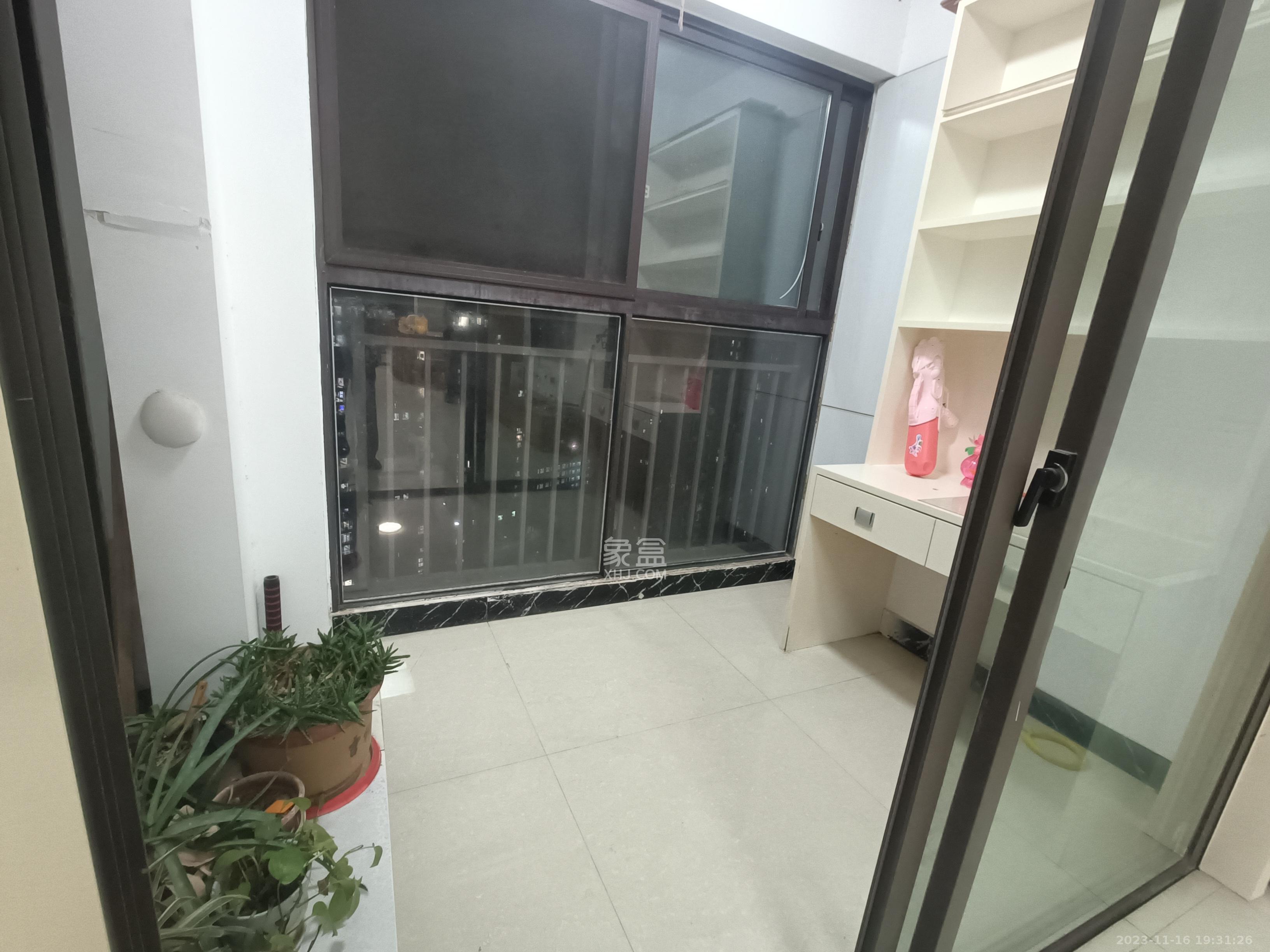 旭辉御府  3室2厅1卫   3000.00元/月室内图