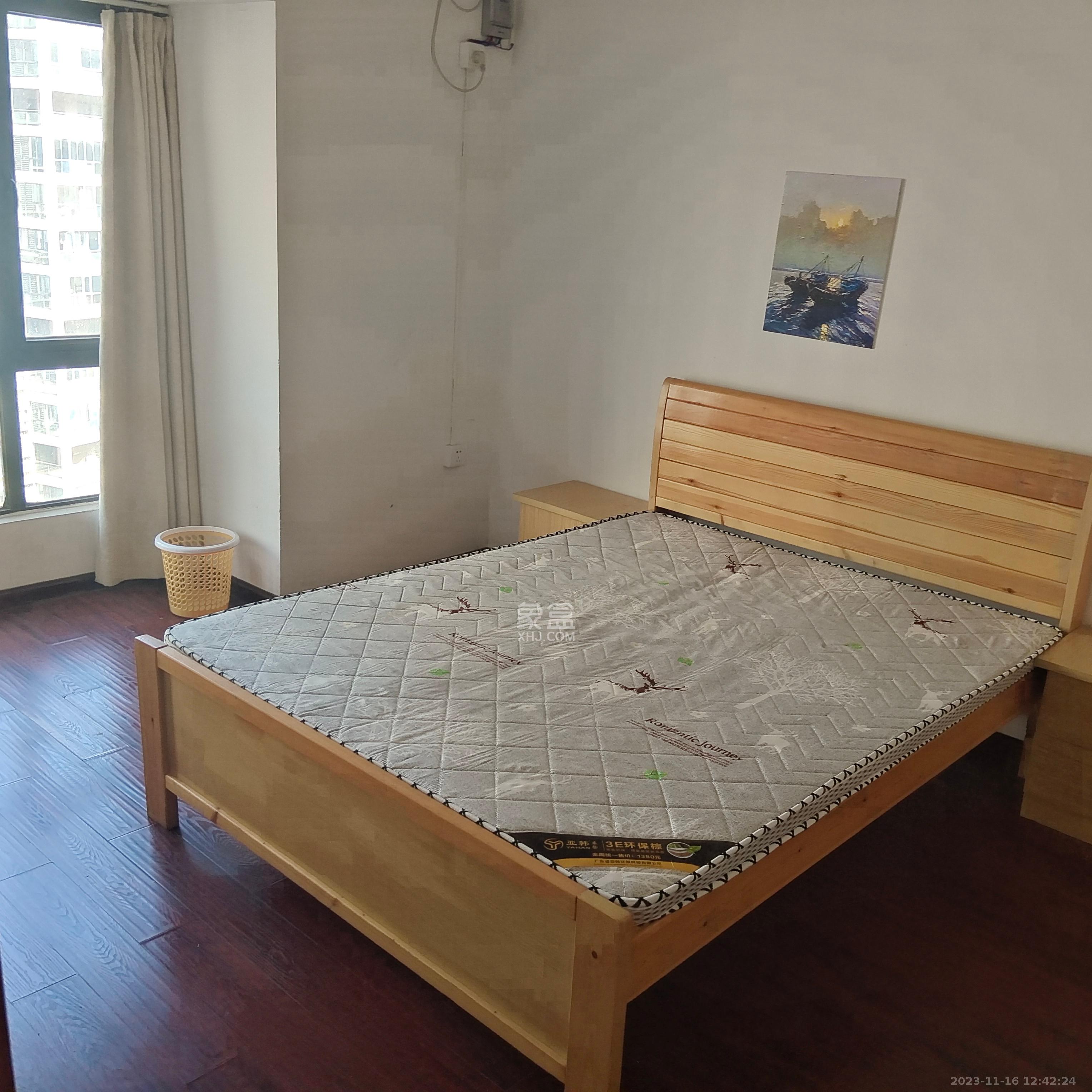 归心苑  4室2厅2卫   4300.00元/月室内图